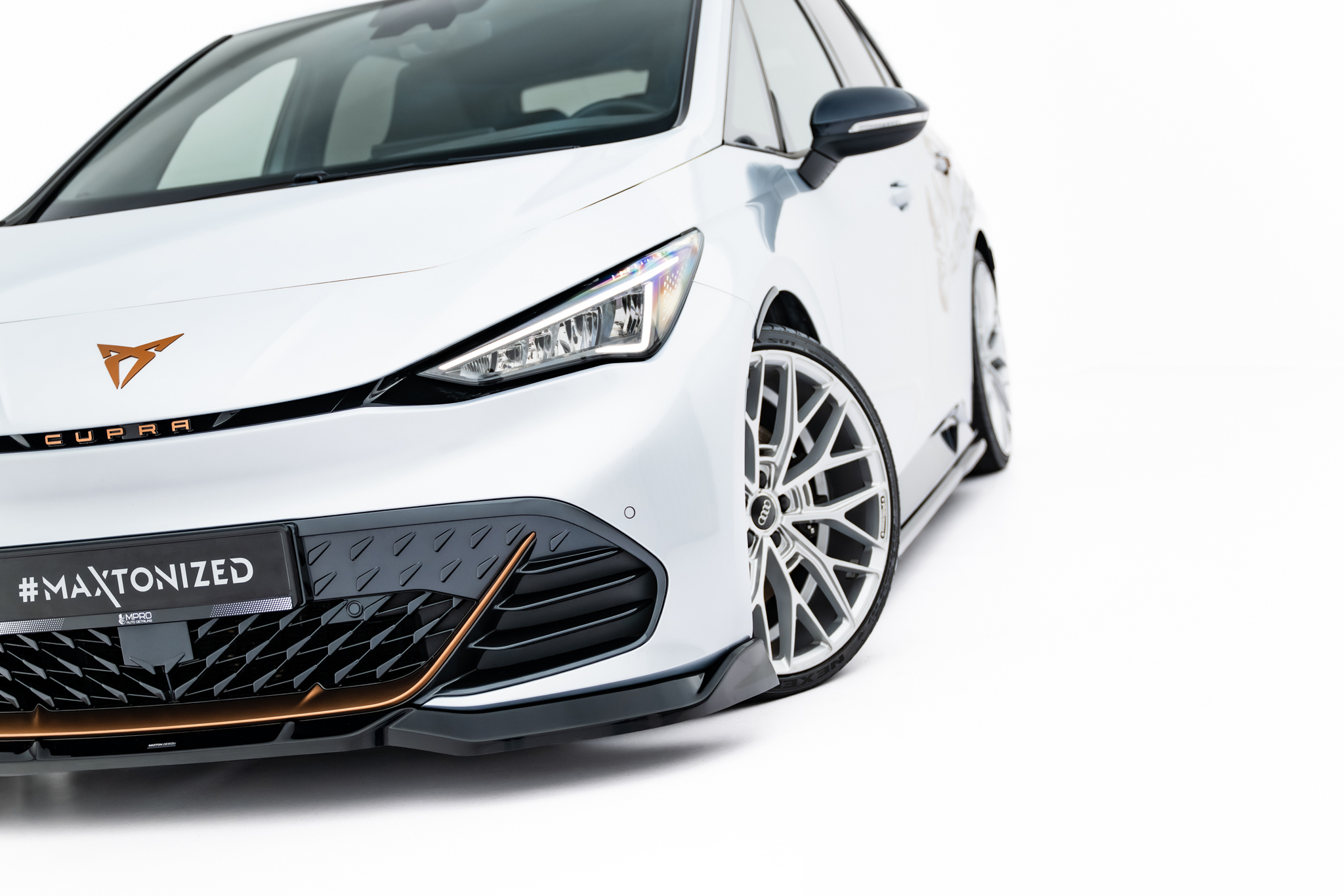 FRONT SPLITTER V.2 SUITABLE FOR CUPRA BORN MK1 – MAXTON DESIGN - 2