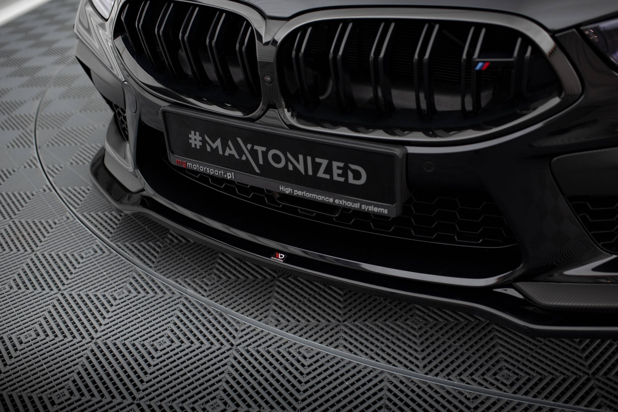 Front Splitter V.2 BMW M8 Gran Coupe F93 / Coupe F92 - 2