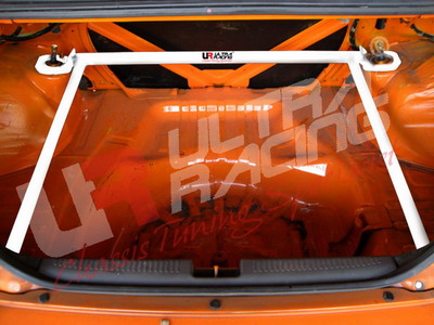 MITSUBISHI EVO 4/5/6 ULTRARACING BAKRE 4-PUNKTS BAGAGERUM STAG