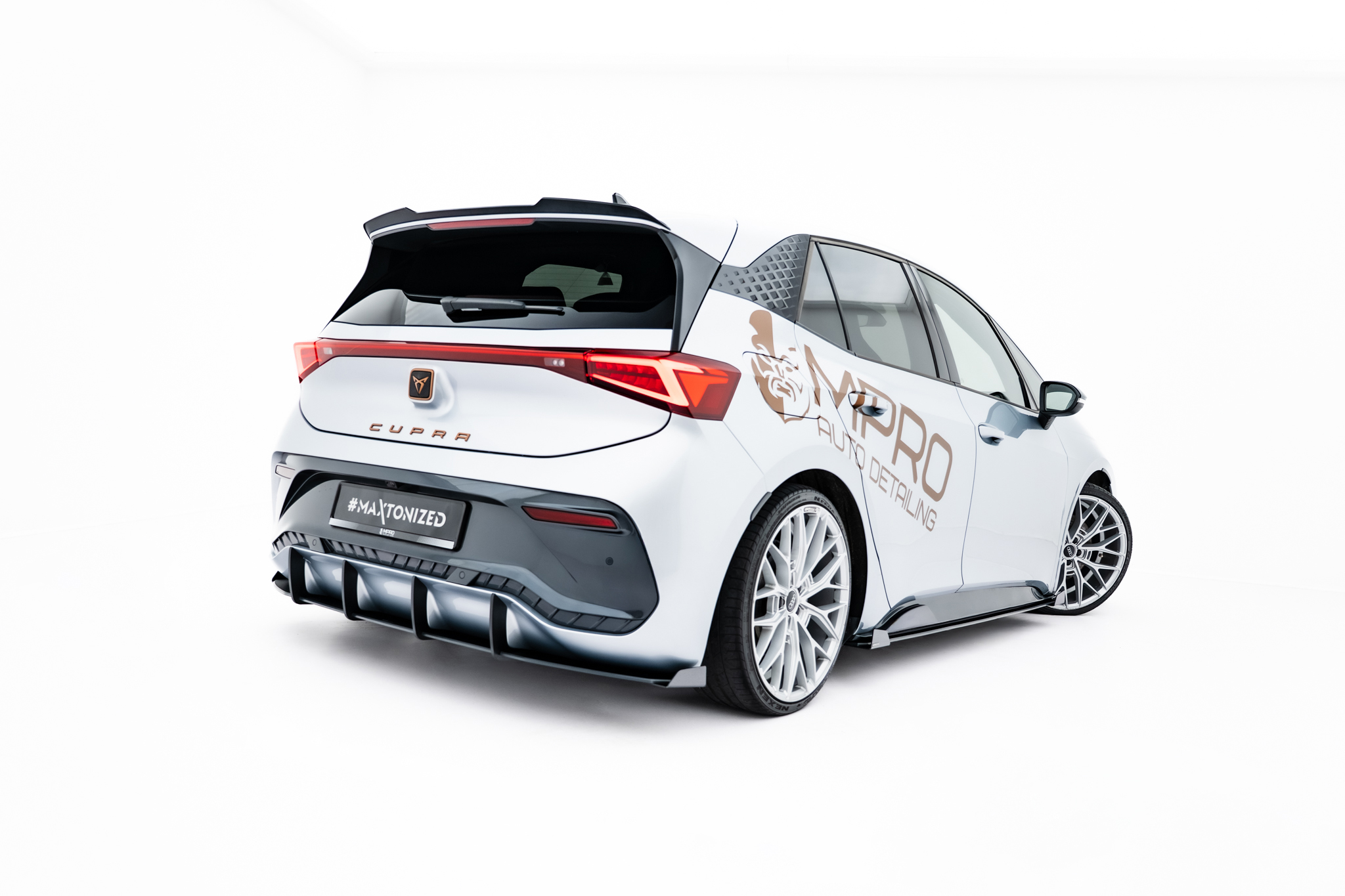 STREET PRO REAR DIFFUSER + FLAPS SUITABLE FOR CUPRA BORN MK1 – MAXTON DESIGN - 9