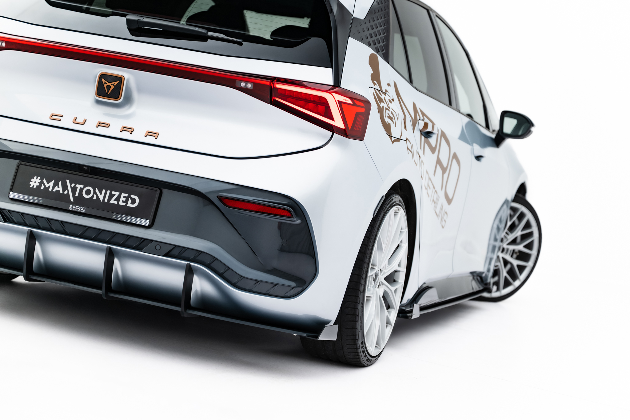 STREET PRO REAR DIFFUSER + FLAPS SUITABLE FOR CUPRA BORN MK1 – MAXTON DESIGN - 6