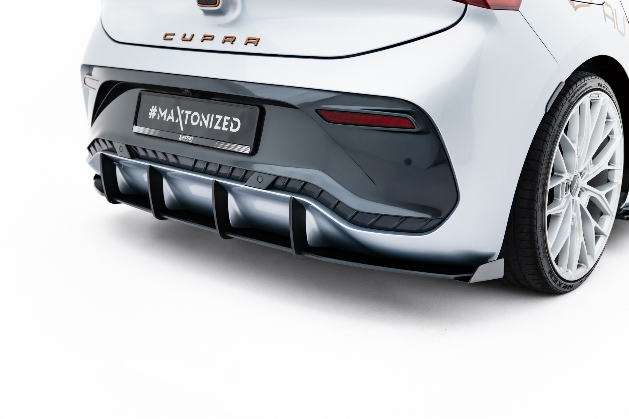 STREET PRO REAR DIFFUSER + FLAPS SUITABLE FOR CUPRA BORN MK1 – MAXTON DESIGN - 3