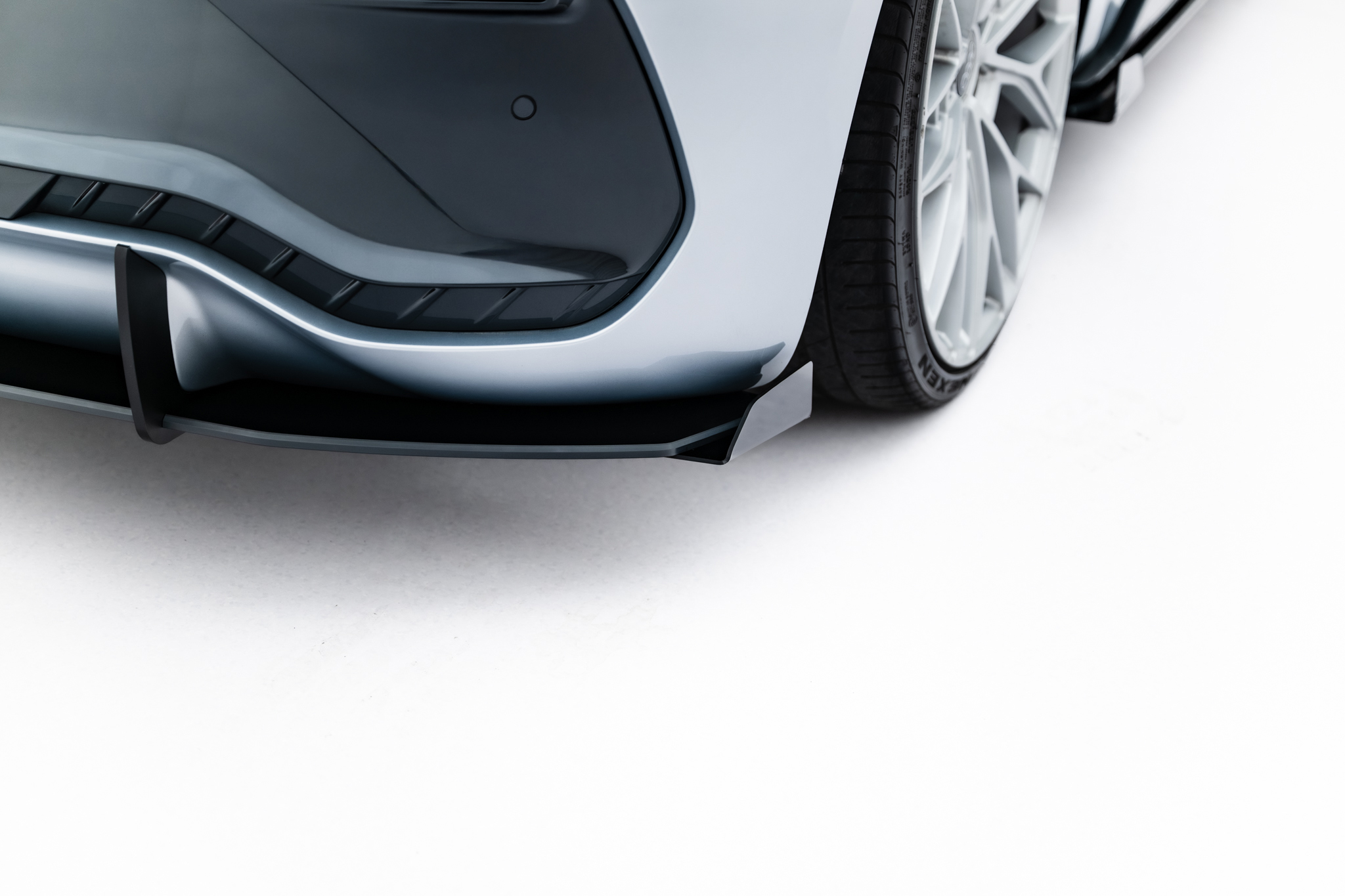 REAR SIDE FLAPS SUITABLE FOR CUPRA BORN MK1 – MAXTON DESIGN - 4