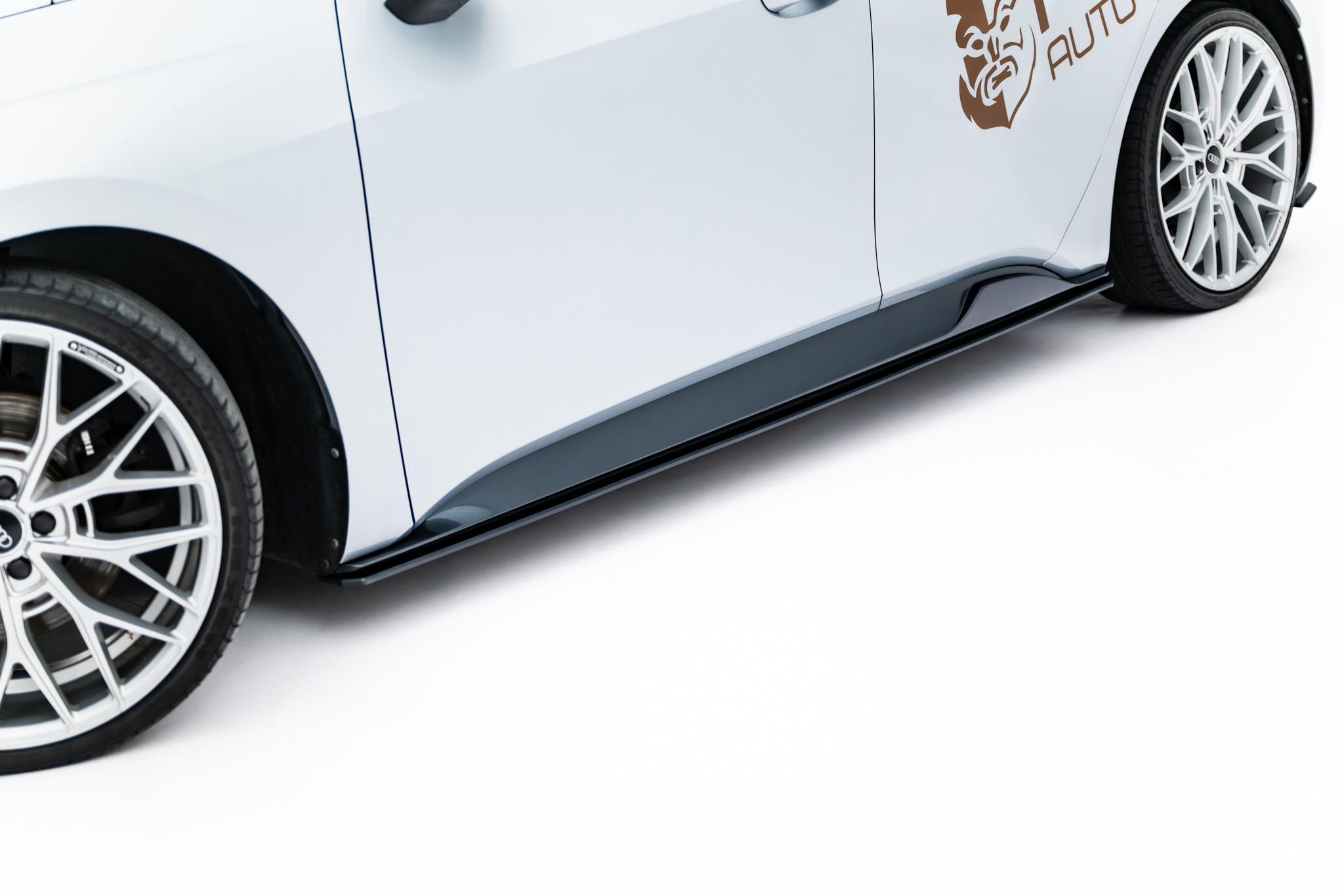 STREET PRO SIDE SKIRTS DIFFUSERS SUITABLE FOR CUPRA BORN MK1 – MAXTON DESIGN - 3