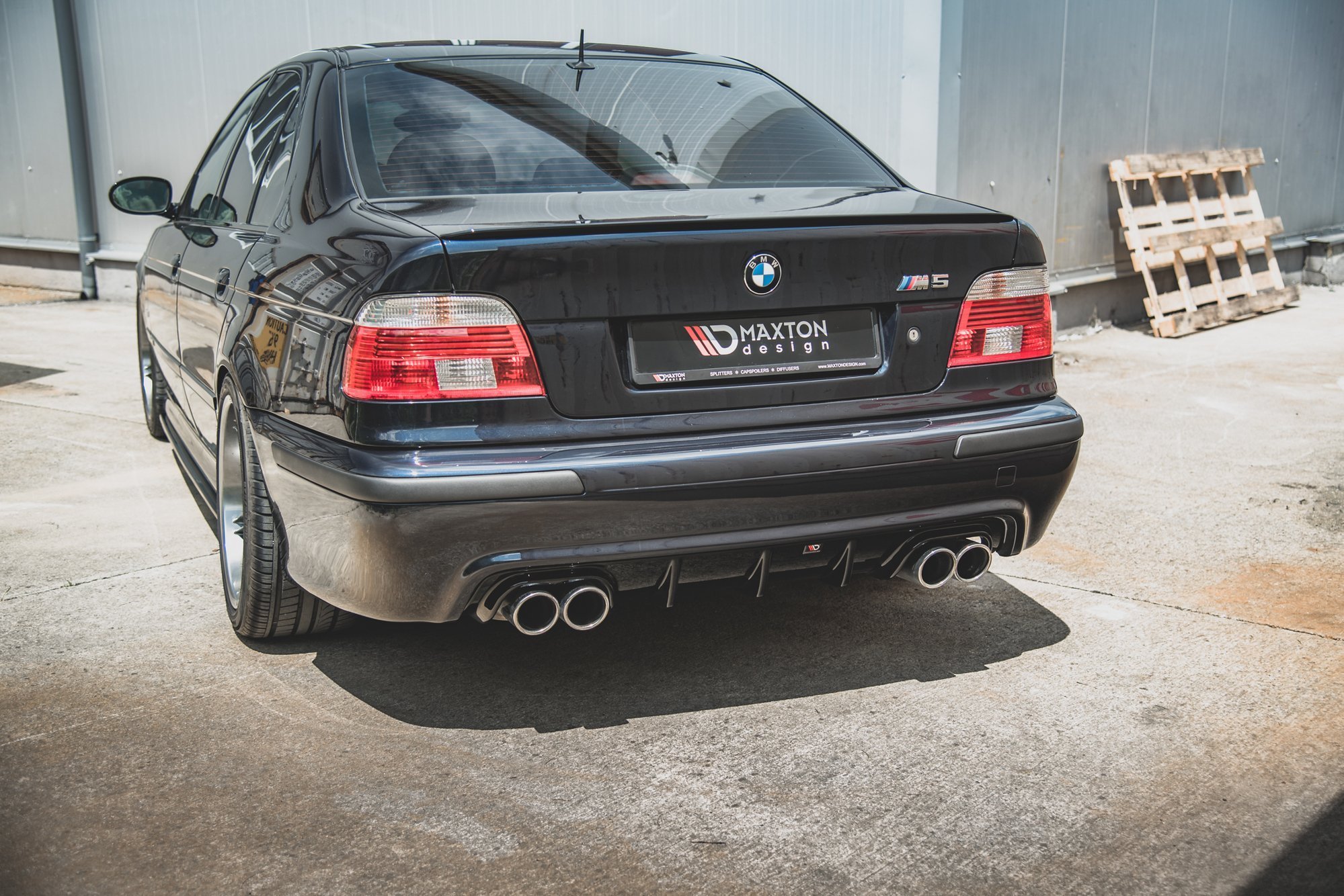Rear Valance BMW M5 / 5 M-Pack E39 - 7