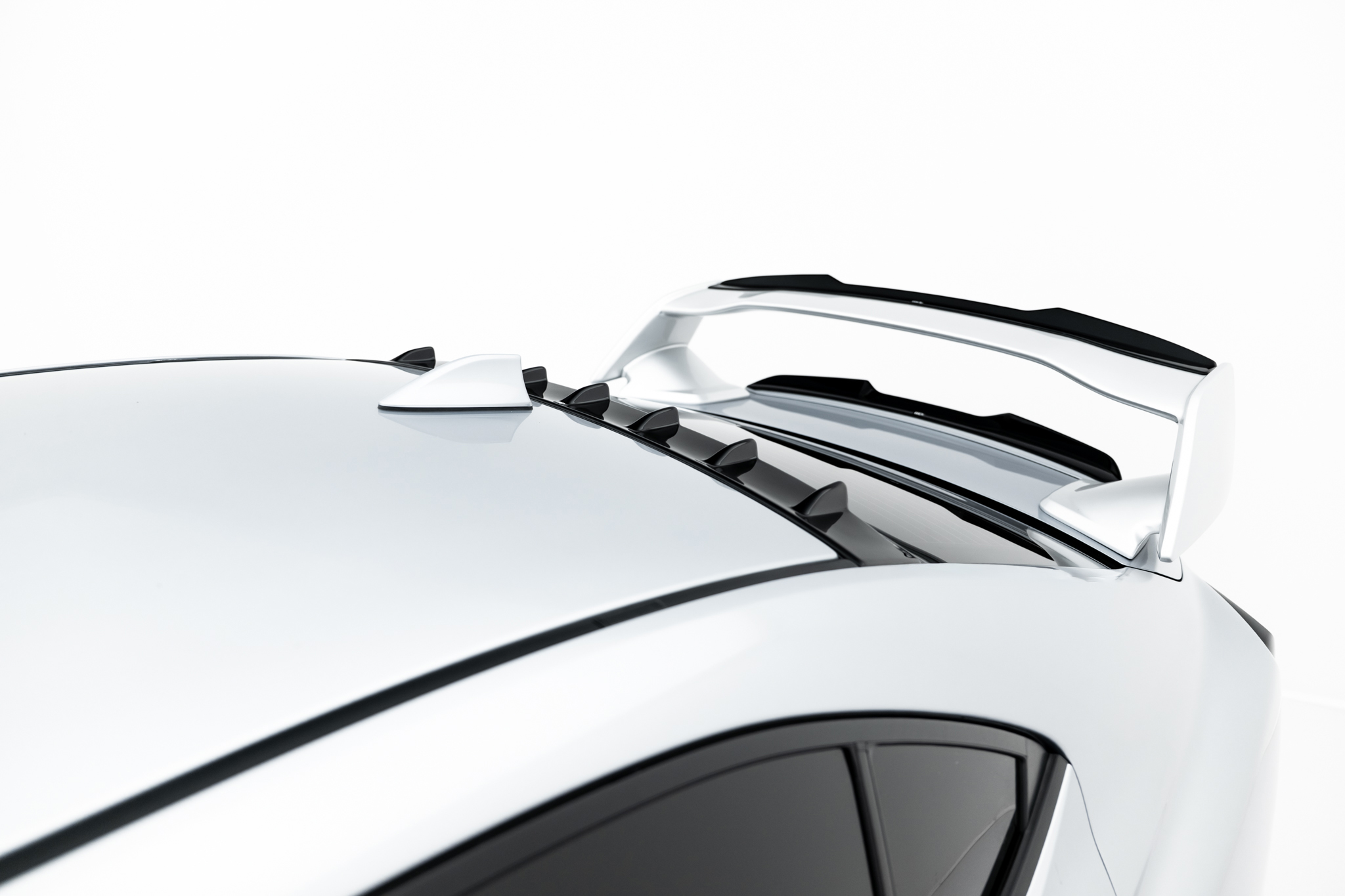 THE EXTENSION OF THE REAR WINDOW SUITABLE FOR SUBARU WRX STI MK2 – MAXTON DESIGN - 3