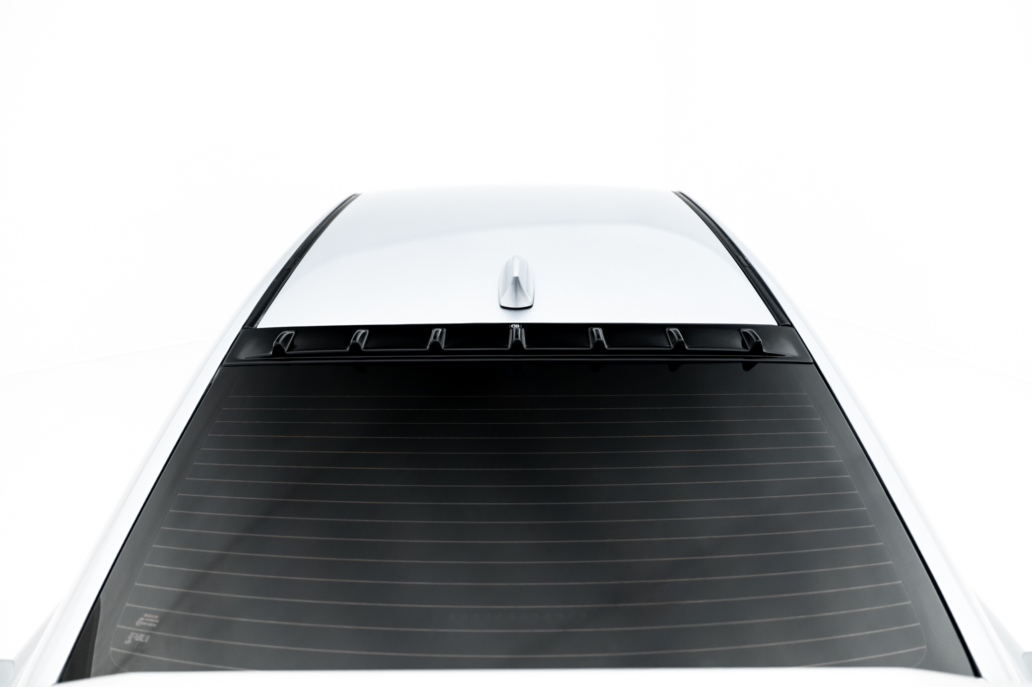THE EXTENSION OF THE REAR WINDOW SUITABLE FOR SUBARU WRX STI MK2 – MAXTON DESIGN - 7