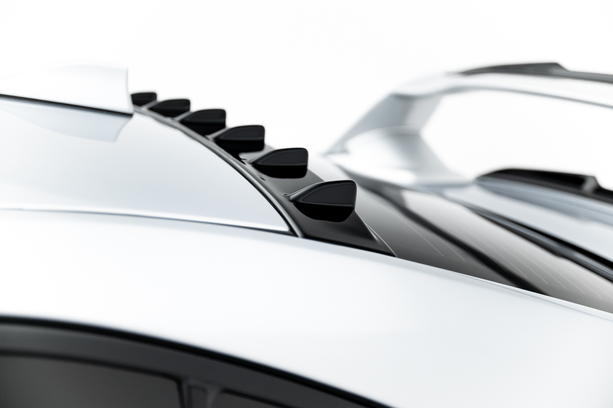 THE EXTENSION OF THE REAR WINDOW SUITABLE FOR SUBARU WRX STI MK2 – MAXTON DESIGN - 5
