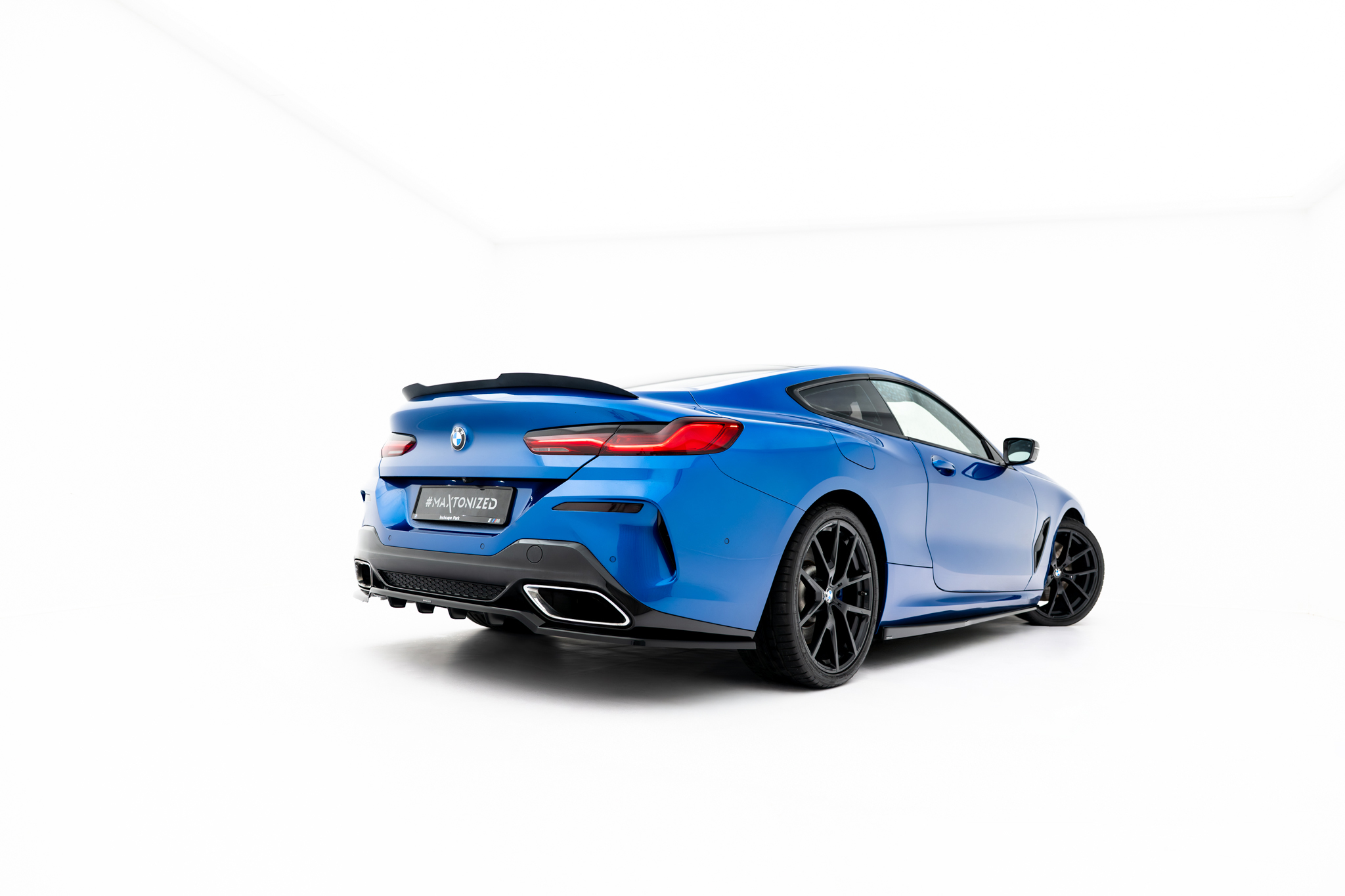 REAR SPLITTER (WITH VERTICAL BARS) SUITABLE FOR BMW 8 COUPE M-PACK G15 – MAXTON DESIGN - 6