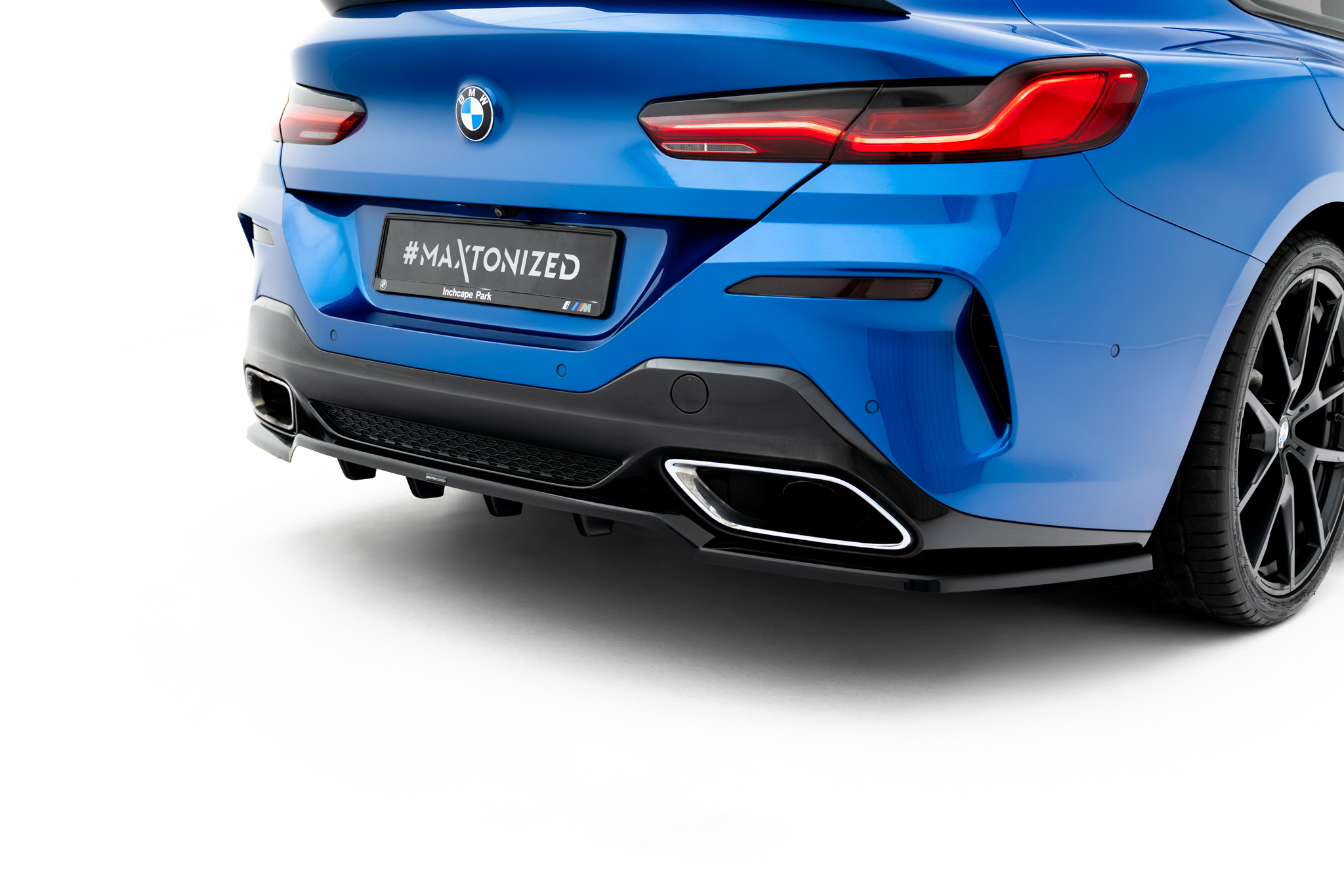REAR SPLITTER (WITH VERTICAL BARS) SUITABLE FOR BMW 8 COUPE M-PACK G15 – MAXTON DESIGN - 3