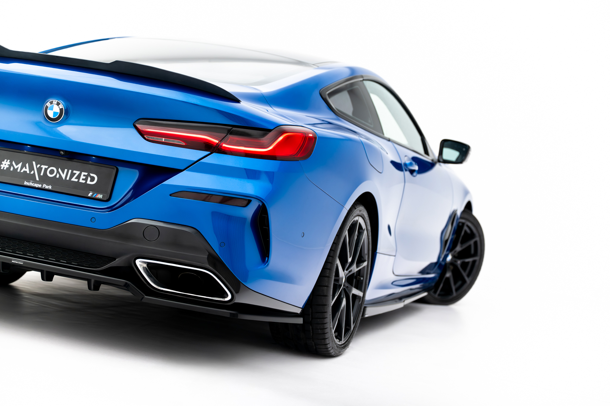 REAR SPLITTER (WITH VERTICAL BARS) SUITABLE FOR BMW 8 COUPE M-PACK G15 – MAXTON DESIGN - 4