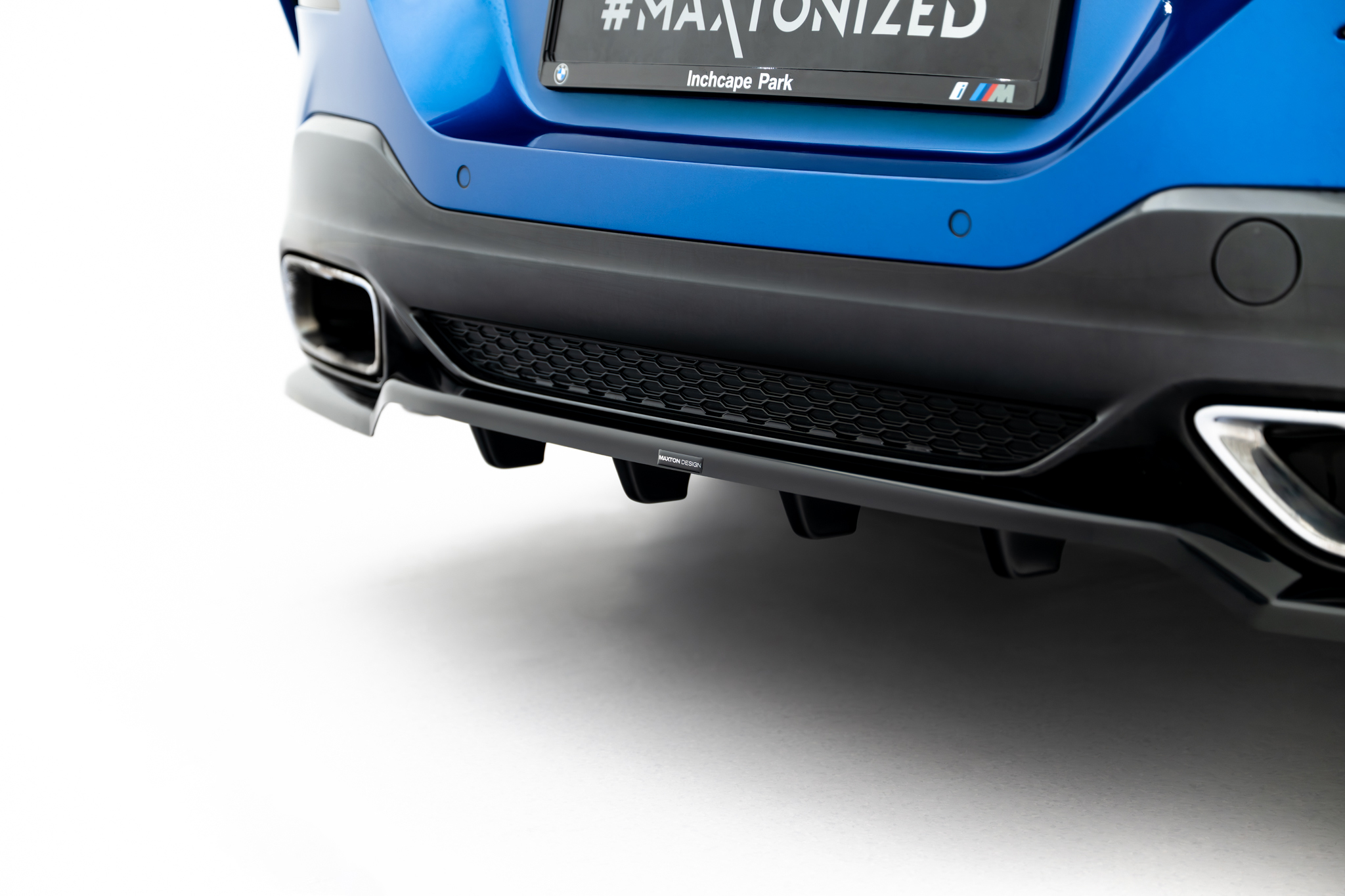 REAR SPLITTER (WITH VERTICAL BARS) SUITABLE FOR BMW 8 COUPE M-PACK G15 – MAXTON DESIGN - 2