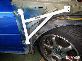 SUBARU IMPREZA GC8 94-01 ULTRARACING 3-PUNKTS SKÄRMSTAG