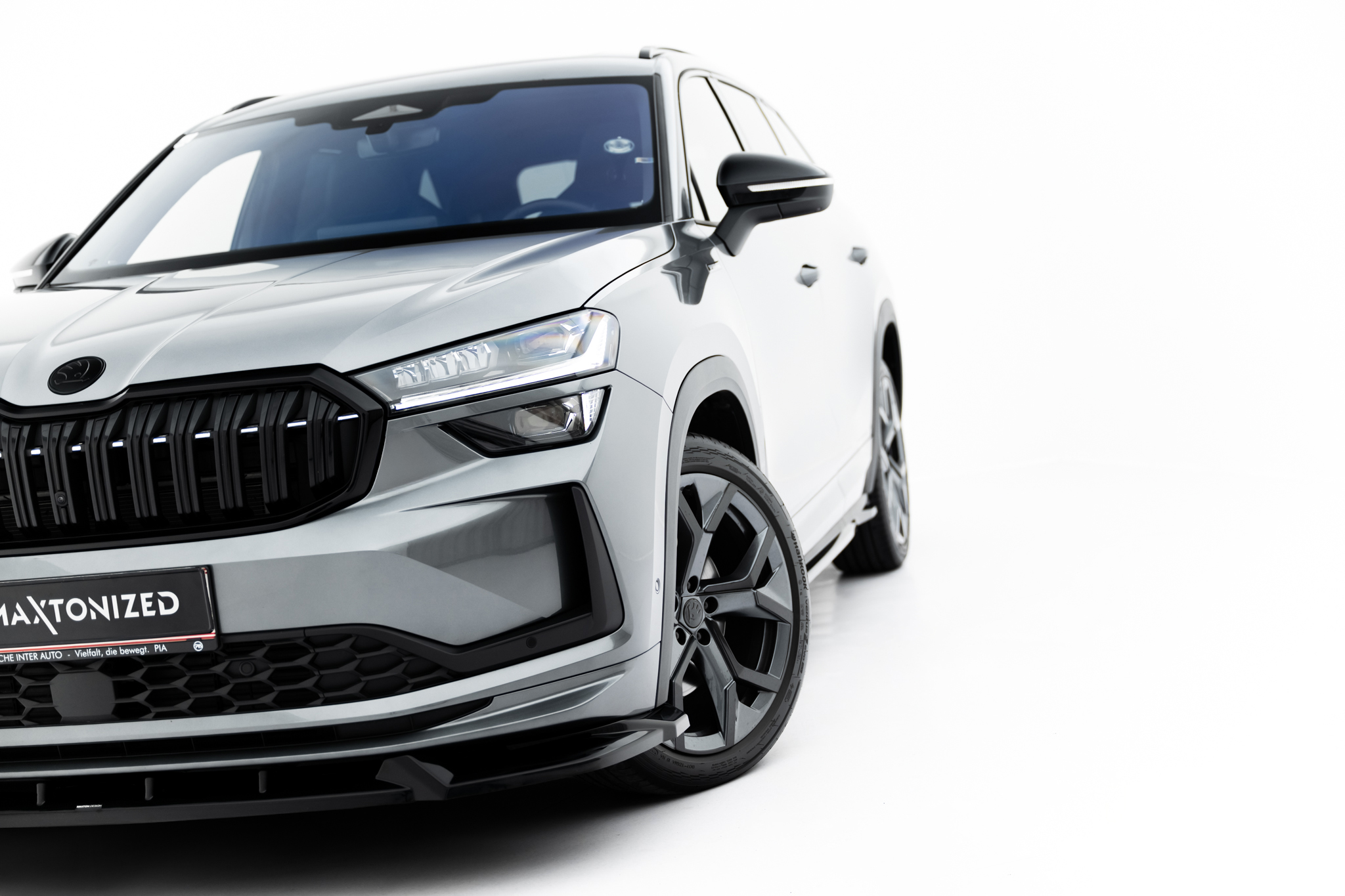 FRONT SPLITTER V.1 SUITABLE FOR SKODA KODIAQ SPORTLINE MK2 – MAXTON DESIGN - 5