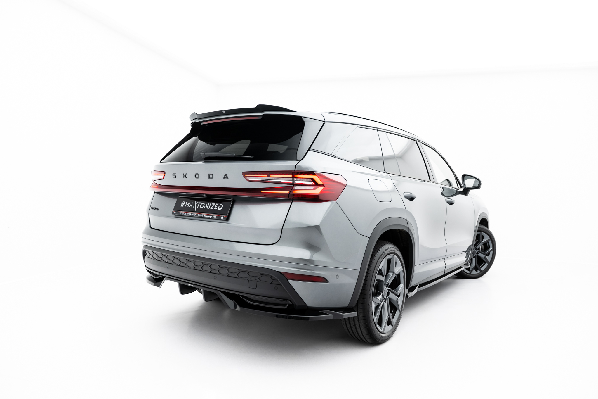 REAR SPLITTER (WITH VERTICAL BARS) SUITABLE FOR SKODA KODIAQ SPORTLINE MK2 – MAXTON DESIGN - 5