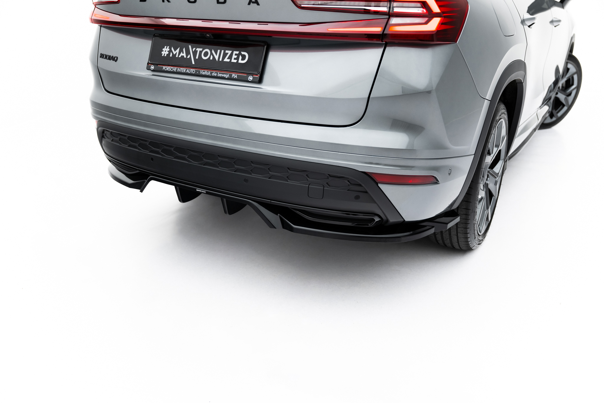 REAR SPLITTER (WITH VERTICAL BARS) SUITABLE FOR SKODA KODIAQ SPORTLINE MK2 – MAXTON DESIGN - 2
