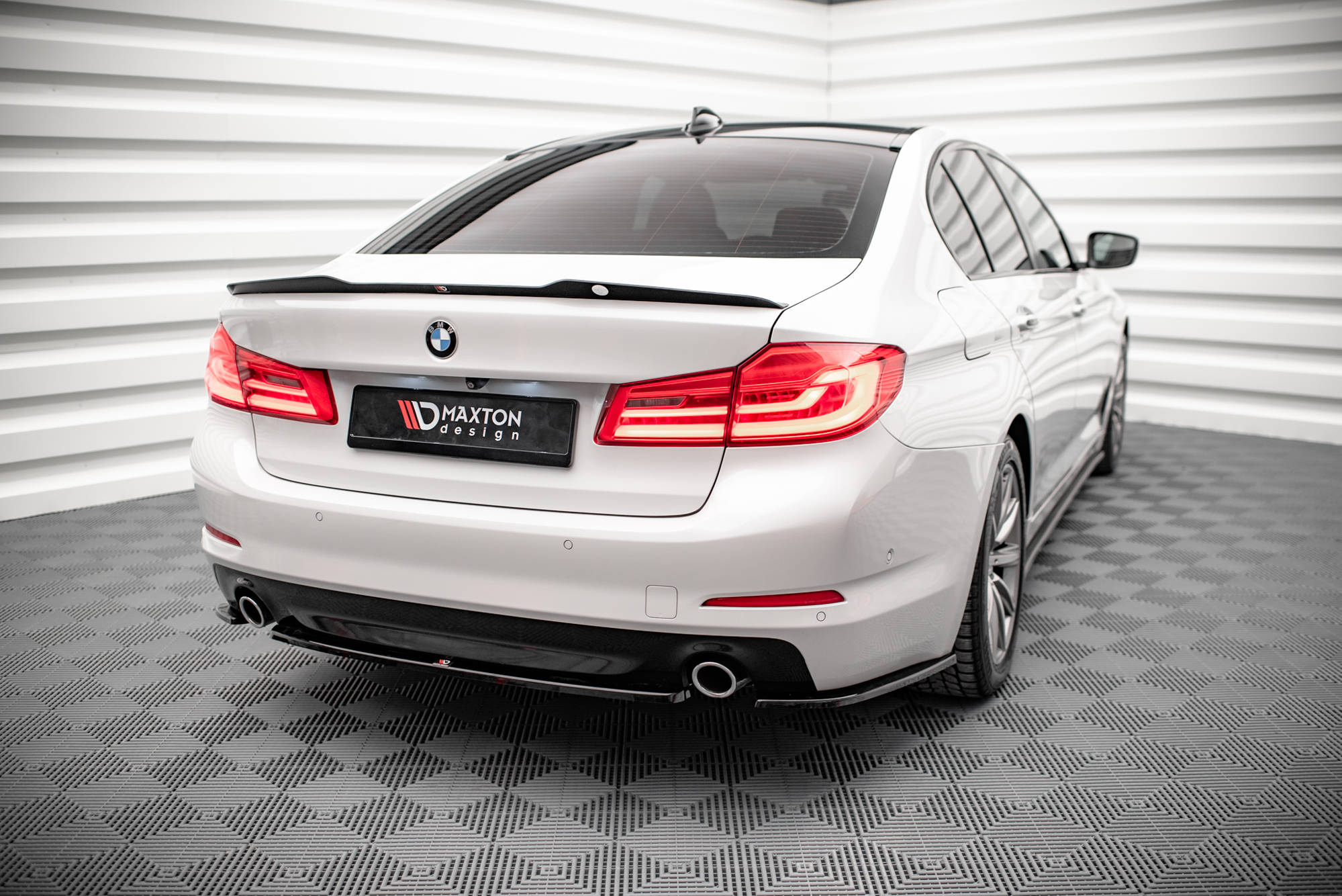 Rear Side Splitters BMW 5 G30 (2017-2020) - 4