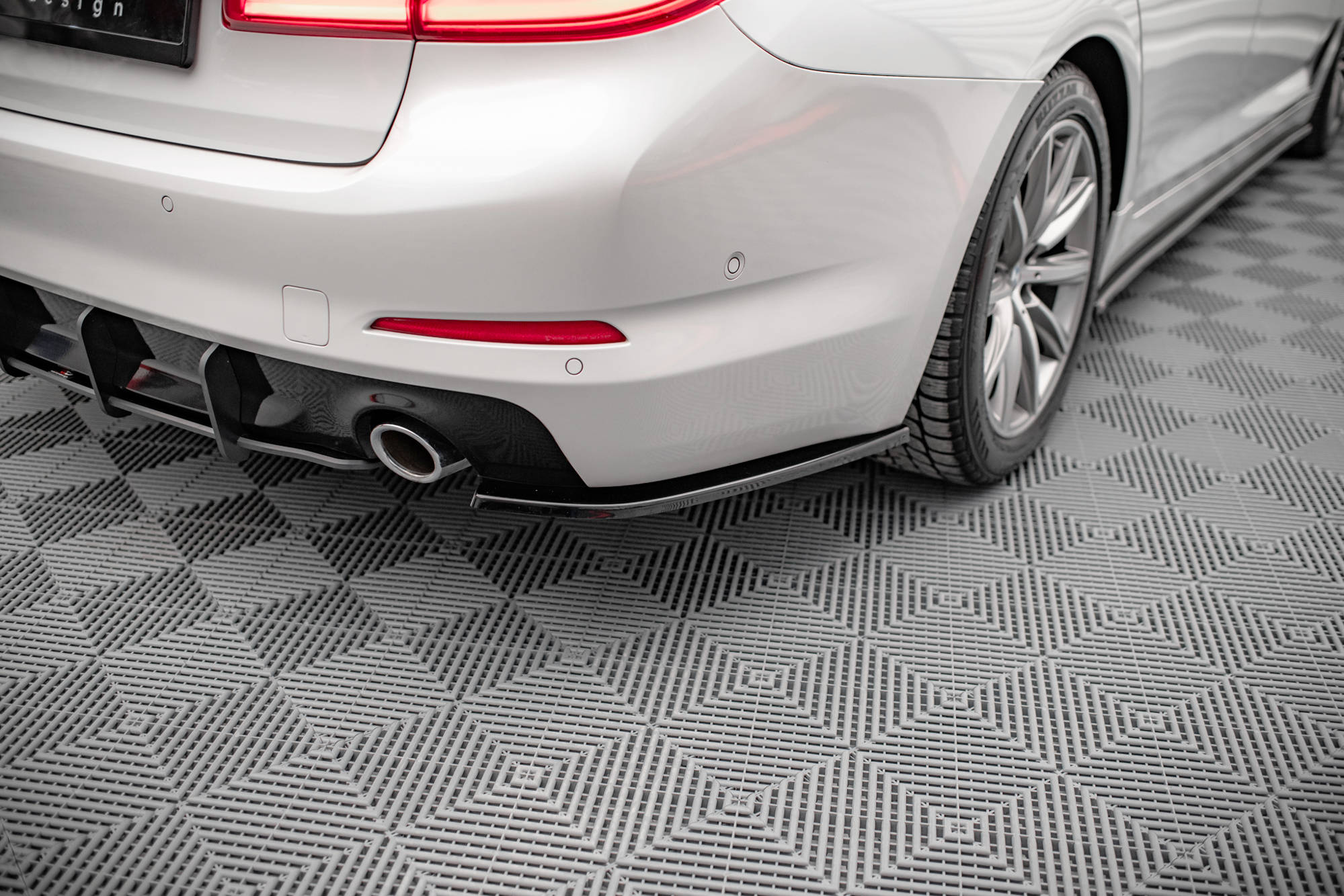 Rear Side Splitters BMW 5 G30 (2017-2020) - 2