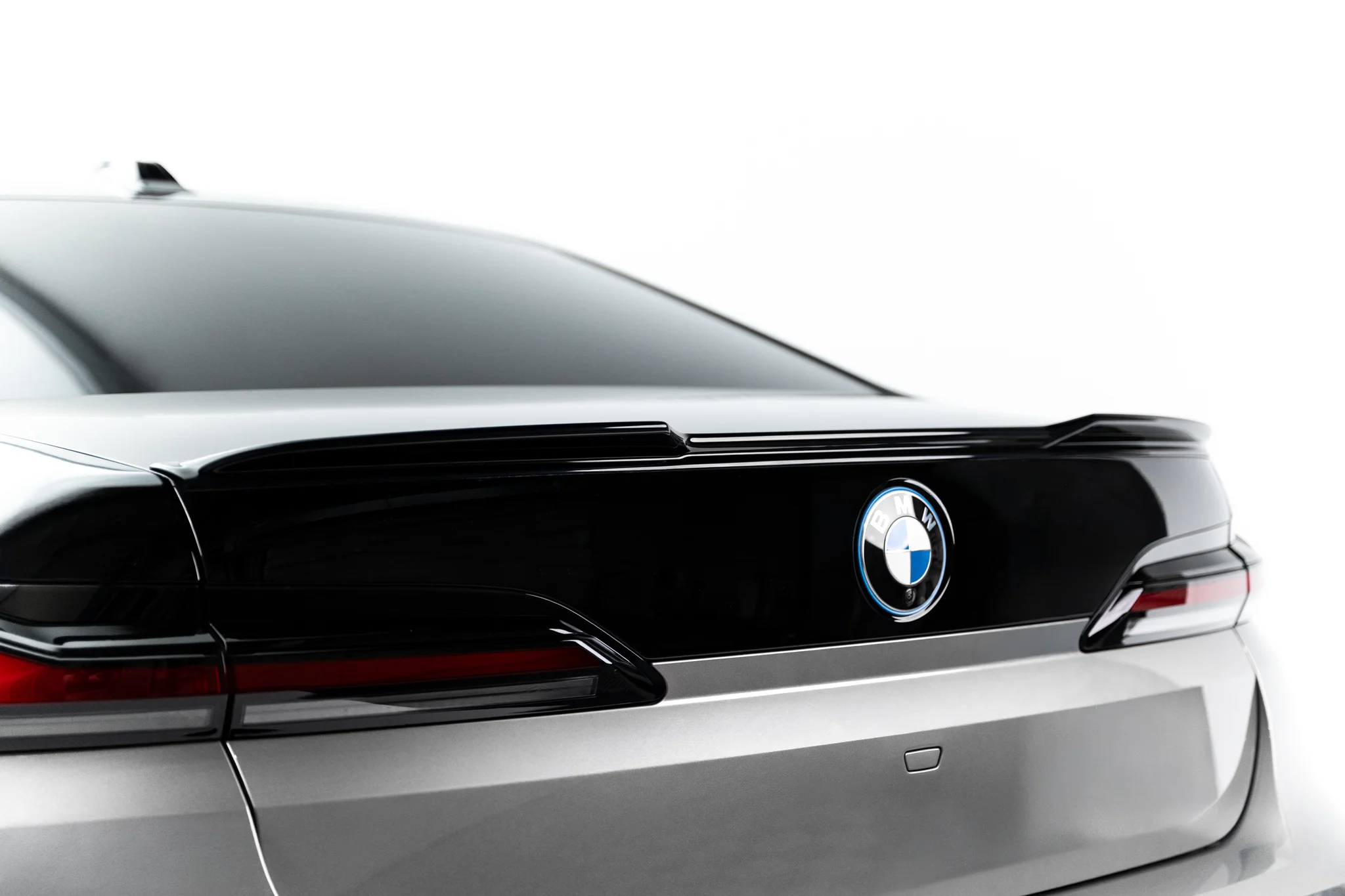 SPOILER CAP 3D V.2 SUITABLE FOR BMW 7 M-PACK / M760E / I7 M-PACK G70 – MAXTON DESIGN - 7