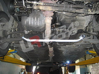 TOYOTA STARLET EP70/72 ULTRARACING FRONT LOWER TIEBAR