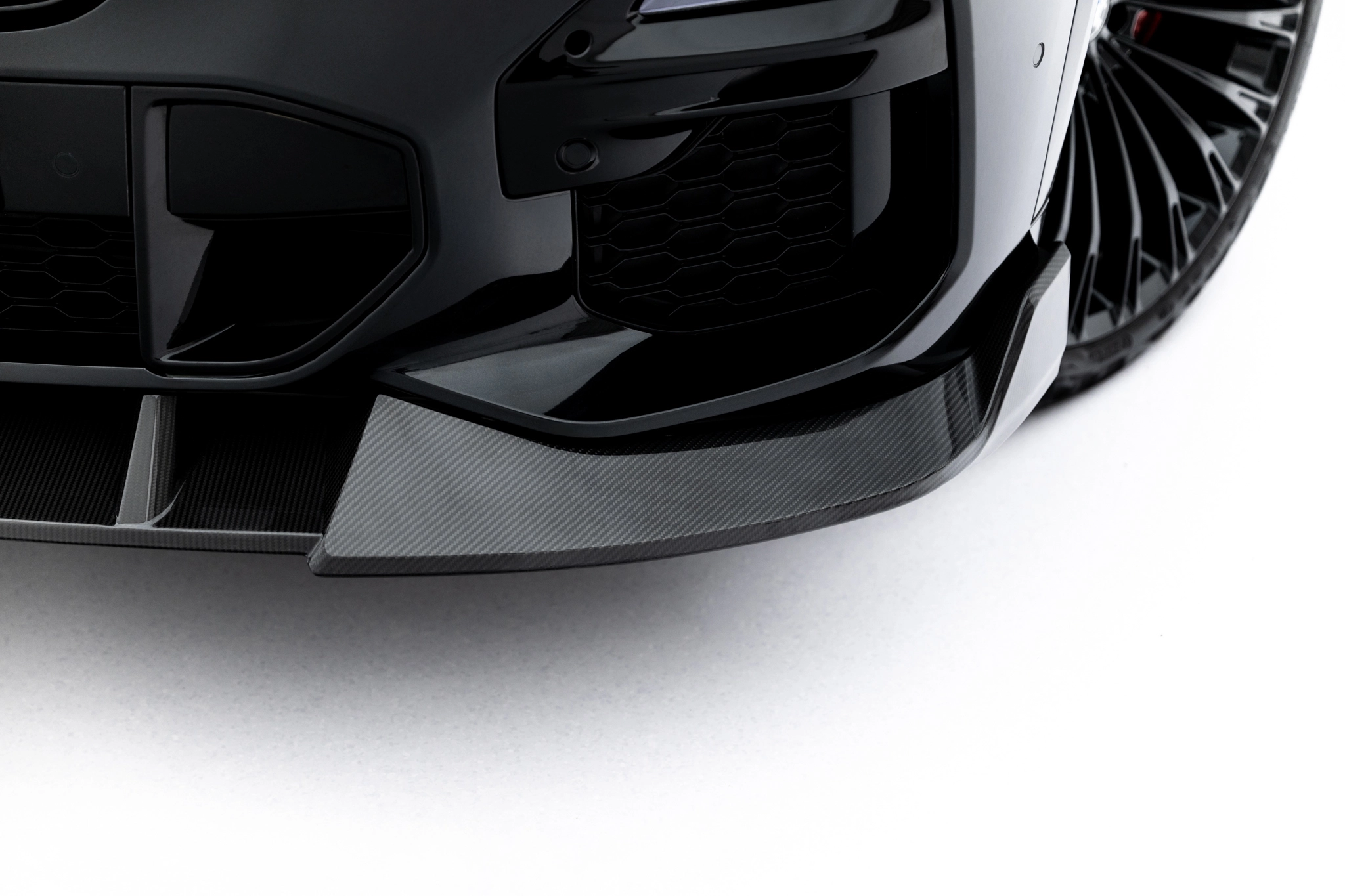 PREPREG CARBON FIBER FRONT SPLITTER SUITABLE FOR BMW X5 M-PACK G05 – MAXTON DESIGN - 6