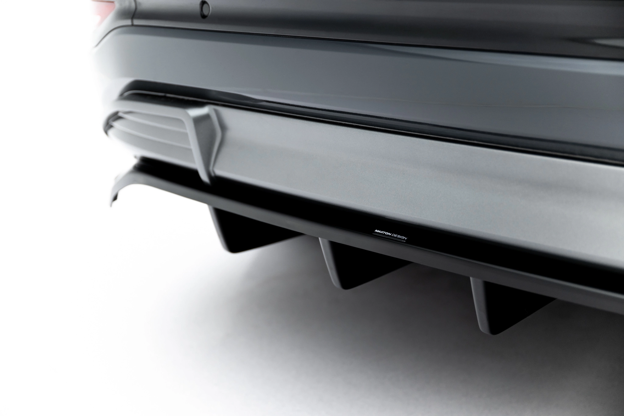 REAR SPLITTER (WITH VERTICAL BARS) SUITABLE FOR AUDI Q6 E-TRON S-LINE / SQ6 E-TRON SUV / SPORTBACK MK1 – MAXTON DESIGN - 2