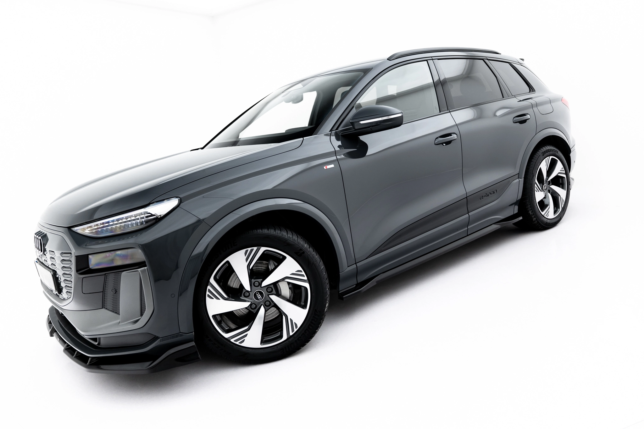 SIDE SKIRTS DIFFUSERS SUITABLE FOR AUDI Q6 E-TRON STANDARD / S-LINE / SQ6 E-TRON SUV / SPORTBACK MK1 – MAXTON DESIGN