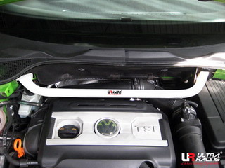 VW SCIROCCO 08+ ULTRARACING 2-POINT FRONT UPPER STRUTBAR