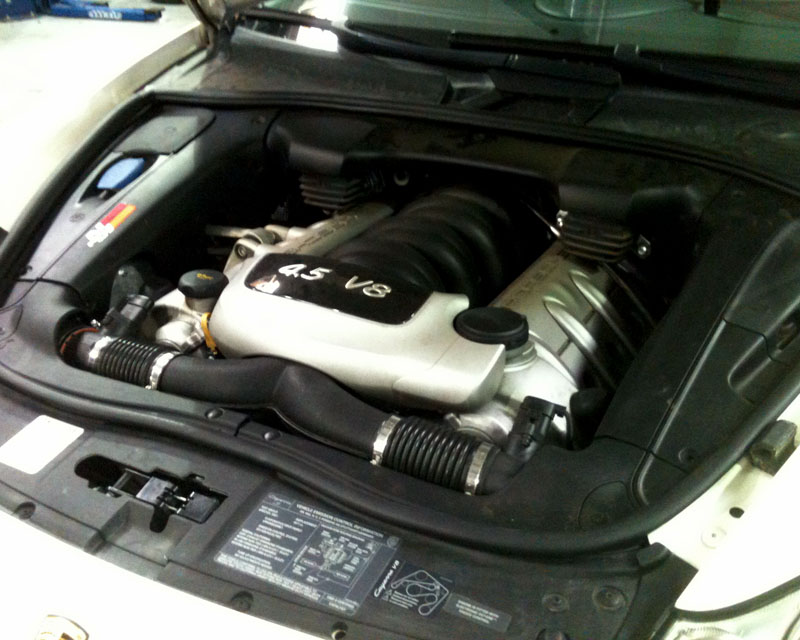 AGENCY POWER STEALTH COLD AIR INTAKE PORSCHE CAYENNE S | GTS V8 04-07
