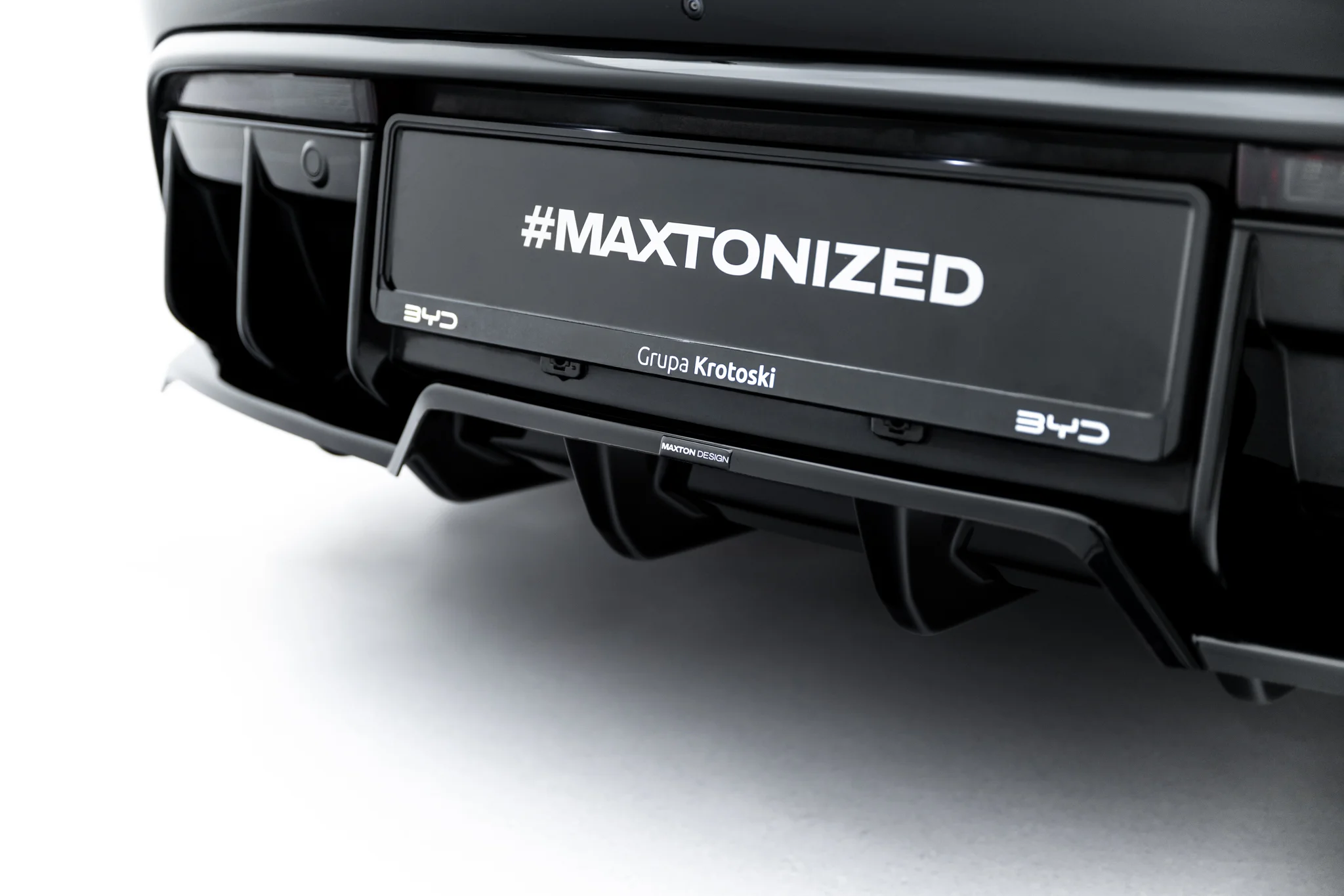REAR SPLITTER (WITH VERTICAL BARS) SUITABLE FOR BYD SEAL MK1 – MAXTON DESIGN - 4
