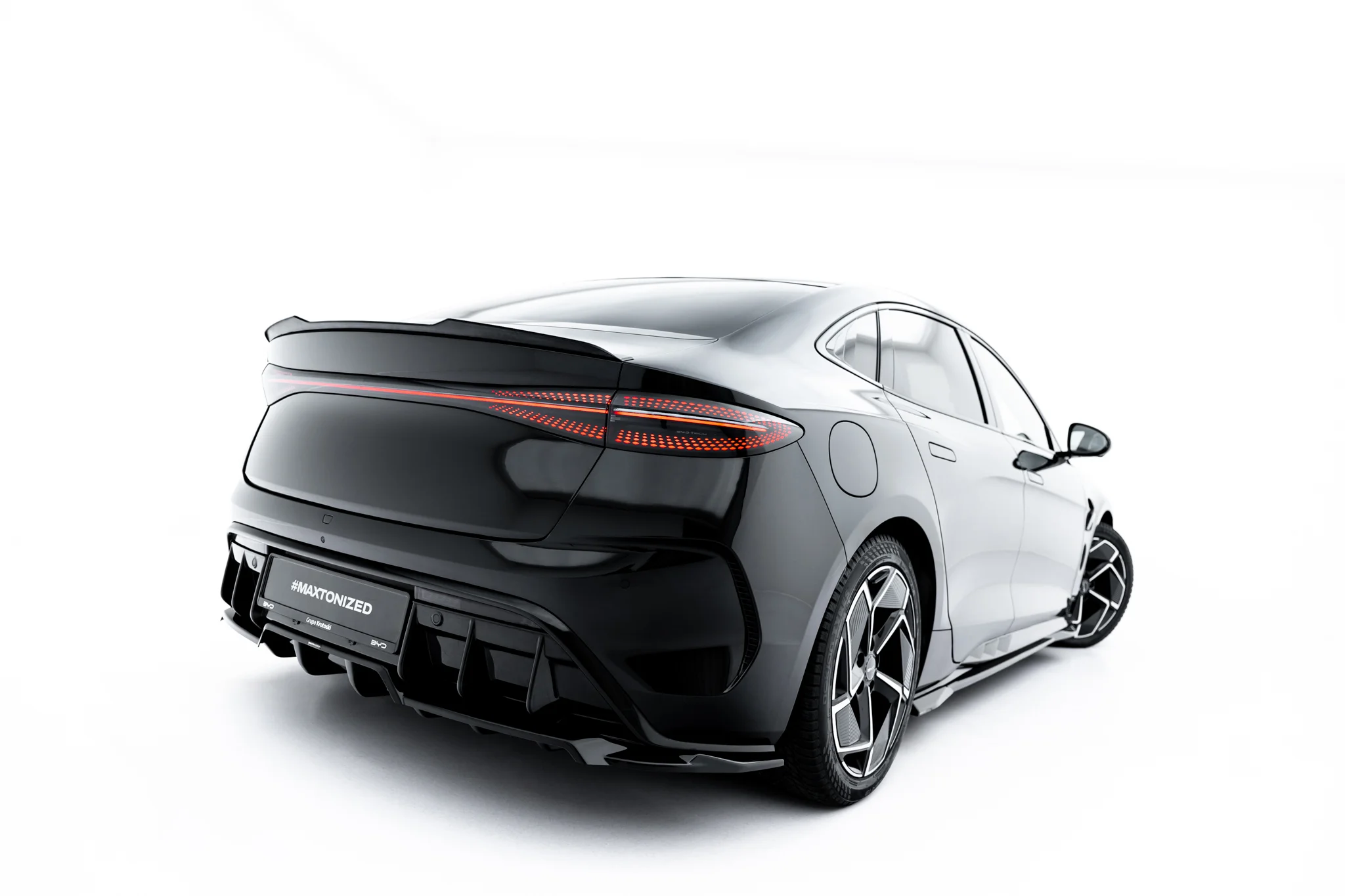 REAR SPLITTER (WITH VERTICAL BARS) SUITABLE FOR BYD SEAL MK1 – MAXTON DESIGN - 3
