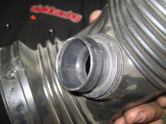 AGENCY POWER CARBON FIBER INTAKE ELBOW BMW M3 E92/90 08-11 - 4