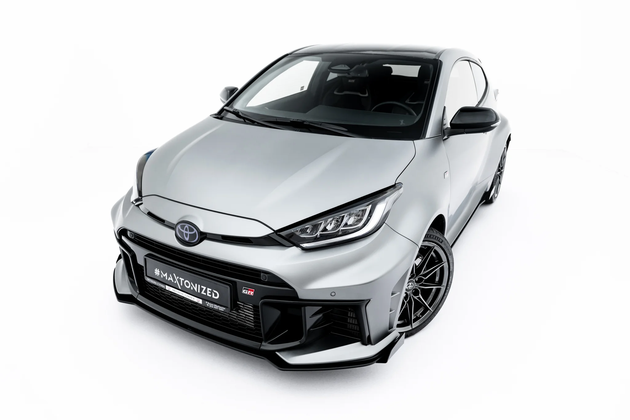 STREET PRO FRONT SPLITTER + FLAPS SUITABLE FOR TOYOTA GR YARIS MK4 FACELIFT – MAXTON DESIGN
