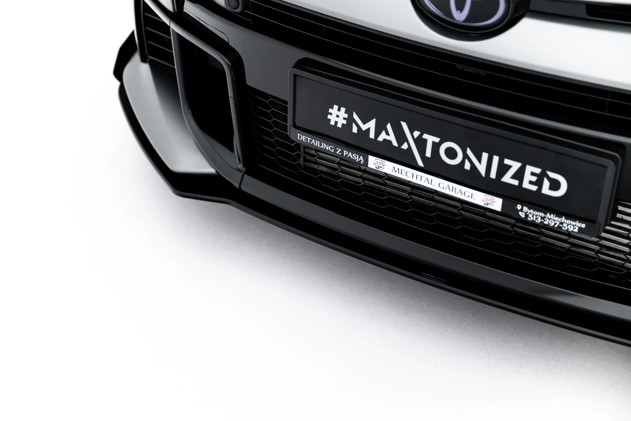 STREET PRO FRONT SPLITTER + FLAPS SUITABLE FOR TOYOTA GR YARIS MK4 FACELIFT – MAXTON DESIGN - 2