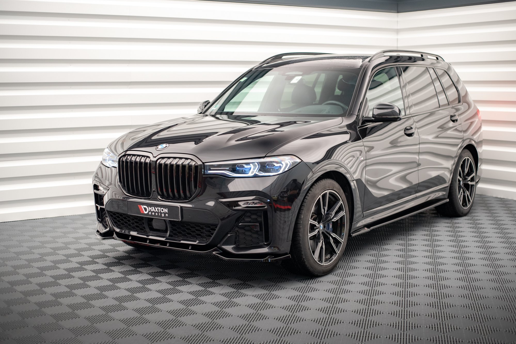Front Splitter V.3 BMW X7 M-Pack G07 - 2