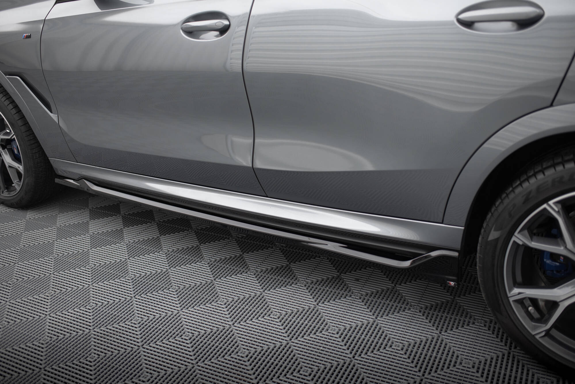 Side Skirts Diffusers V.2 BMW X6 M-Pack G06 Facelift - 4