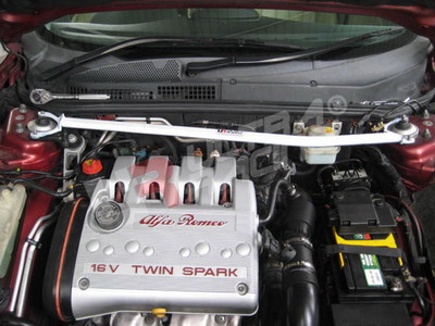 ALFA ROMEO 147 ULTRARACING 2-POINT FRONT UPPER STRUTBAR
