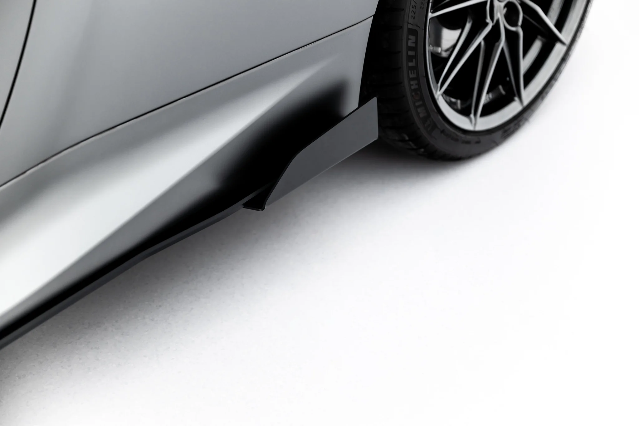 STREET PRO SIDE SKIRTS DIFFUSERS + FLAPS SUITABLE FOR TOYOTA GR YARIS MK4 FACELIFT – MAXTON DESIGN
