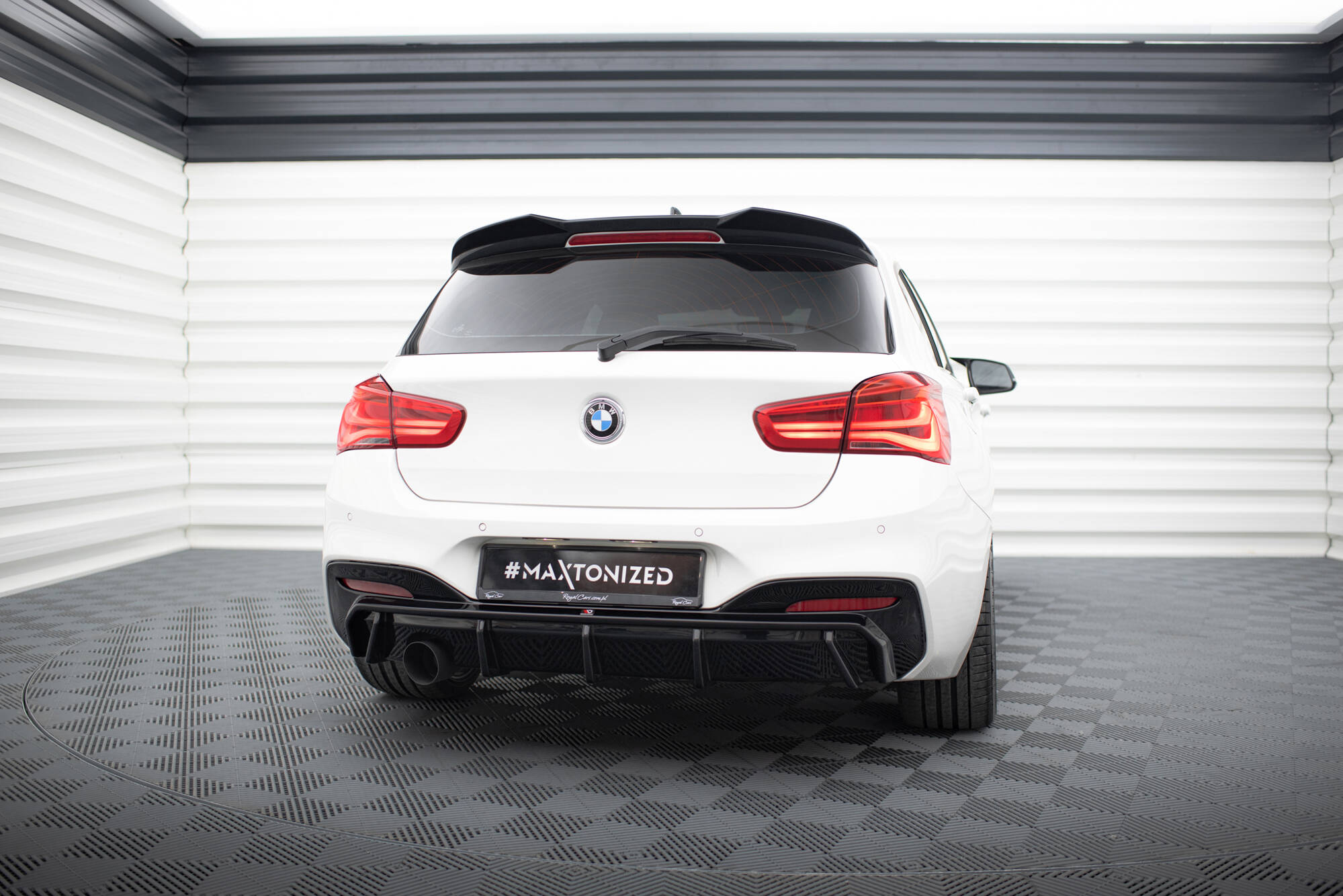 Rear Valance BMW 1 M-Pack F20 Facelift (Version with single exhaust on one side) - 2