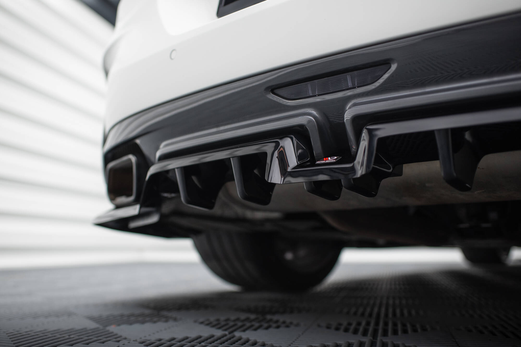 Central Rear Splitter (Vertical Bars) BMW Z4 M40i G29 - 2