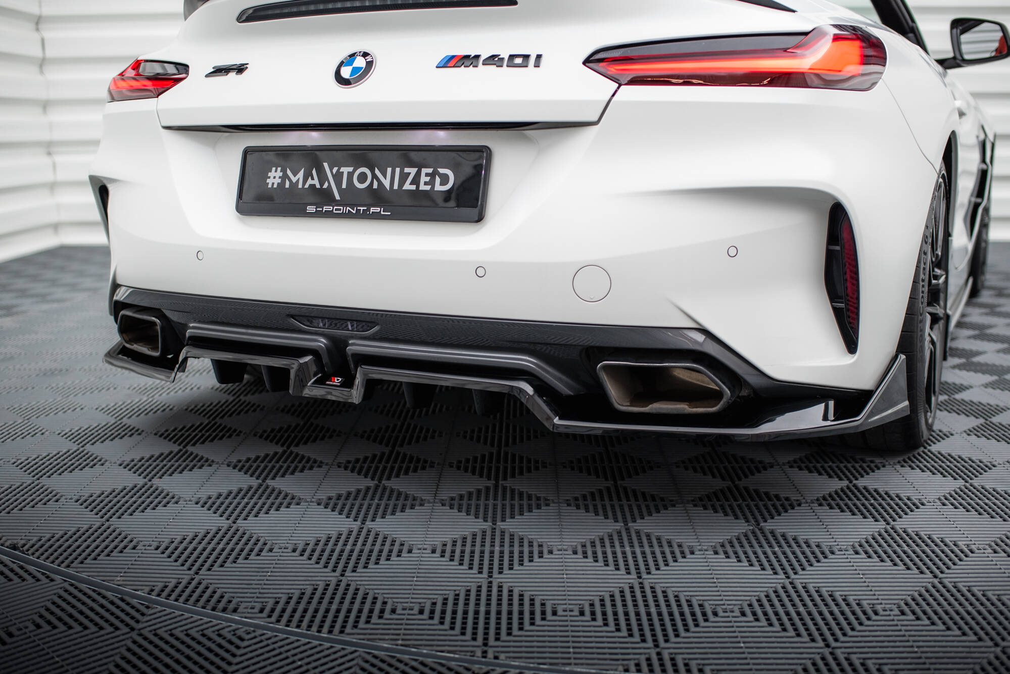 Central Rear Splitter (Vertical Bars) BMW Z4 M40i G29 - 4
