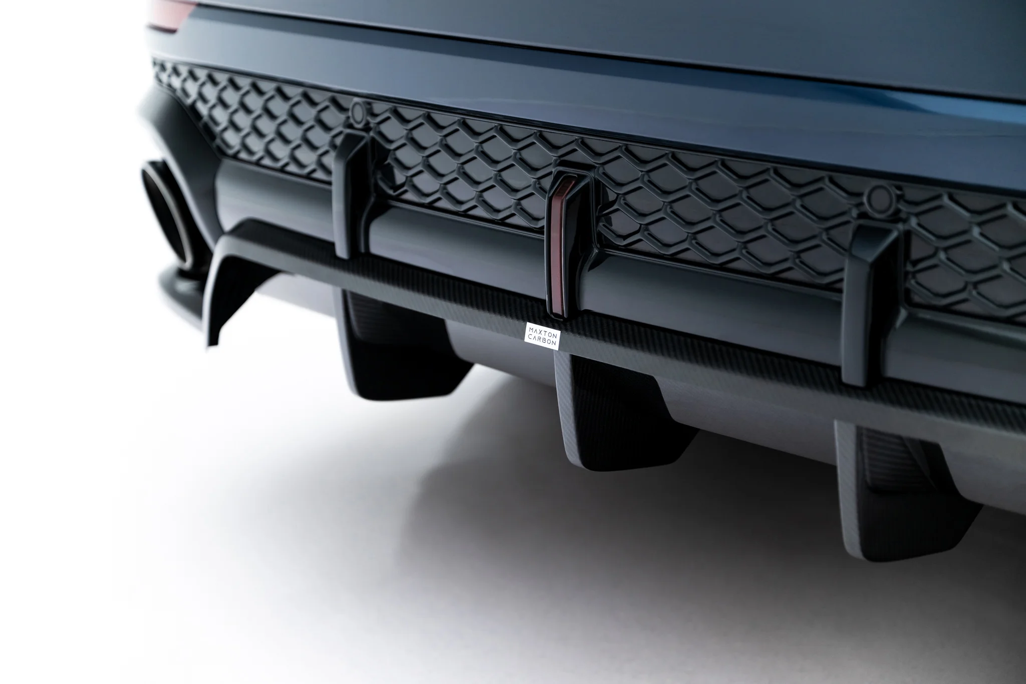 PREPREG CARBON FIBER REAR SPLITTER (WITH VERTICAL BARS) SUITABLE FOR AUDI RSQ8 MK1 FACELIFT – MAXTON DESIGN - 8
