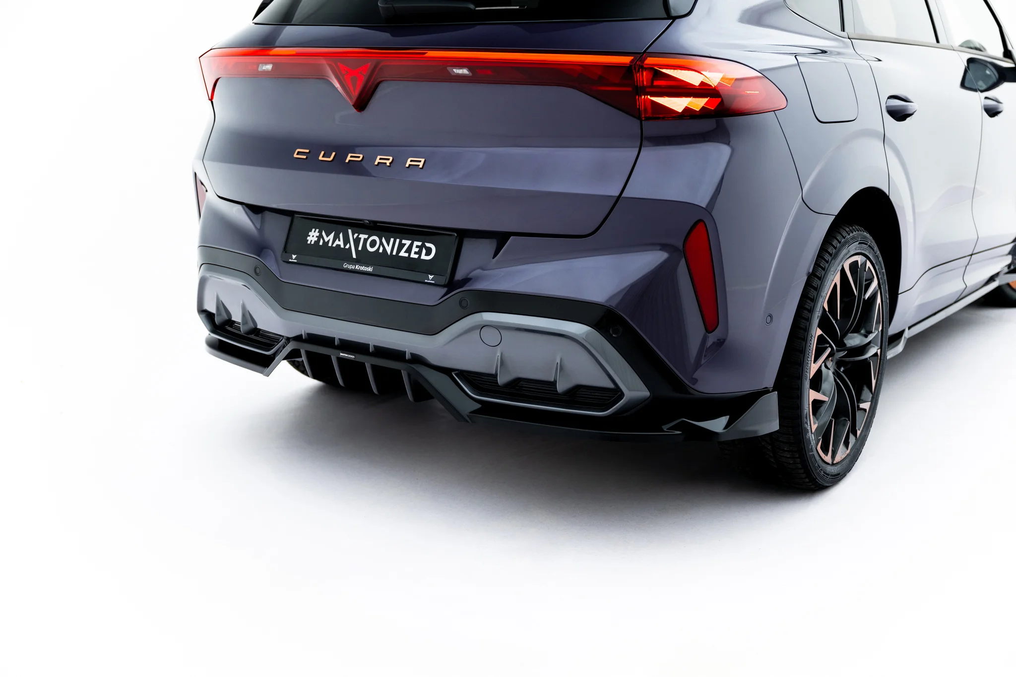 REAR SPLITTER (WITH VERTICAL BARS) V.3 SUITABLE FOR CUPRA TERRAMAR MK1 (VERSION WITH TOWBAR) – MAXTON DESIGN - 3
