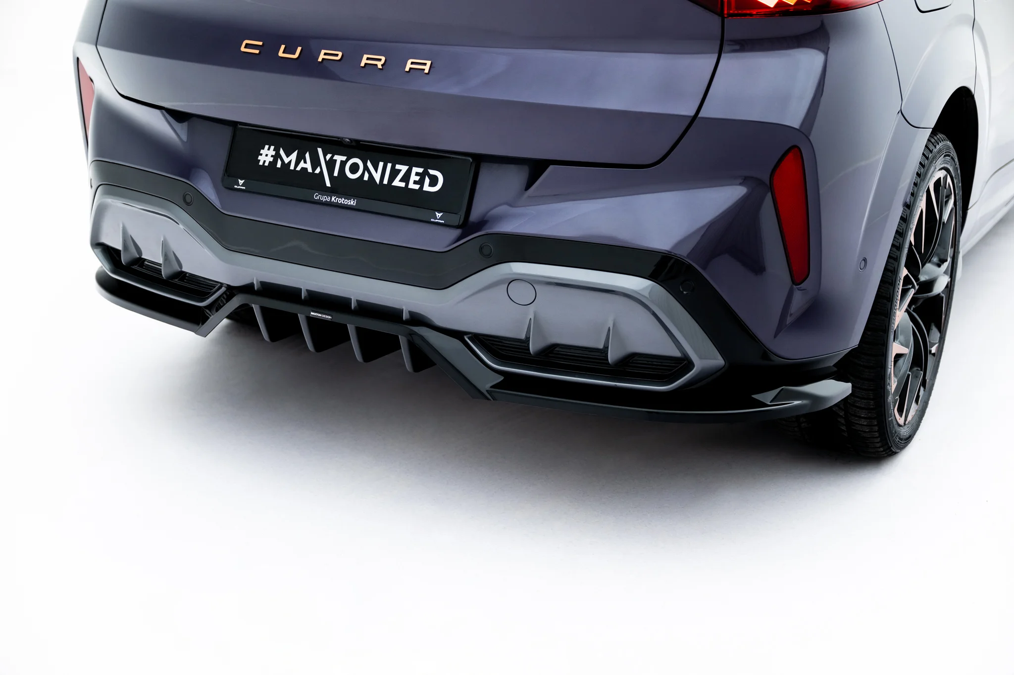 REAR SPLITTER (WITH VERTICAL BARS) V.4 SUITABLE FOR CUPRA TERRAMAR MK1 (VERSION WITH TOWBAR) – MAXTON DESIGN - 5