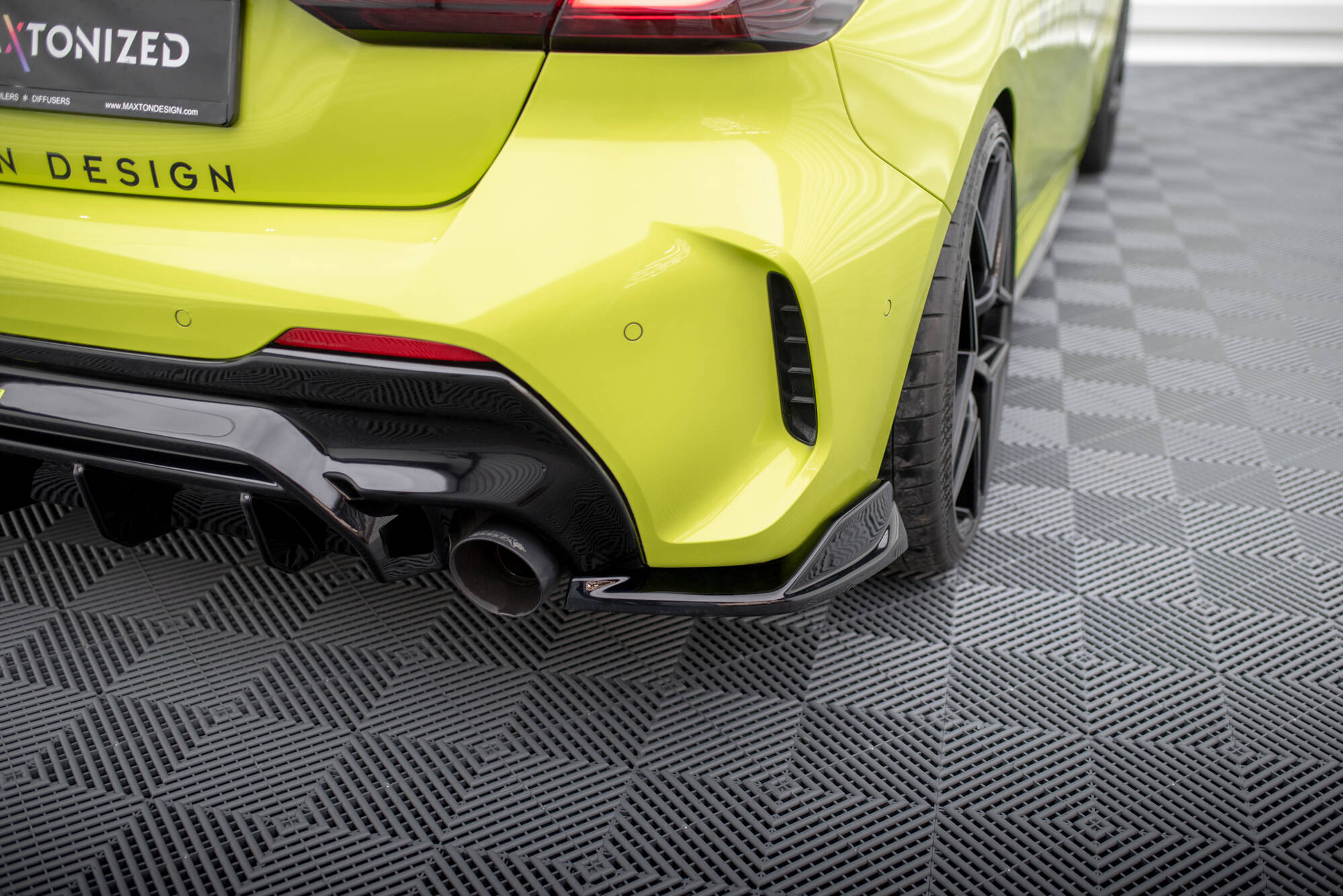 Rear Side Splitters V.8 BMW 1 M-Pack / M135i F40 - 3