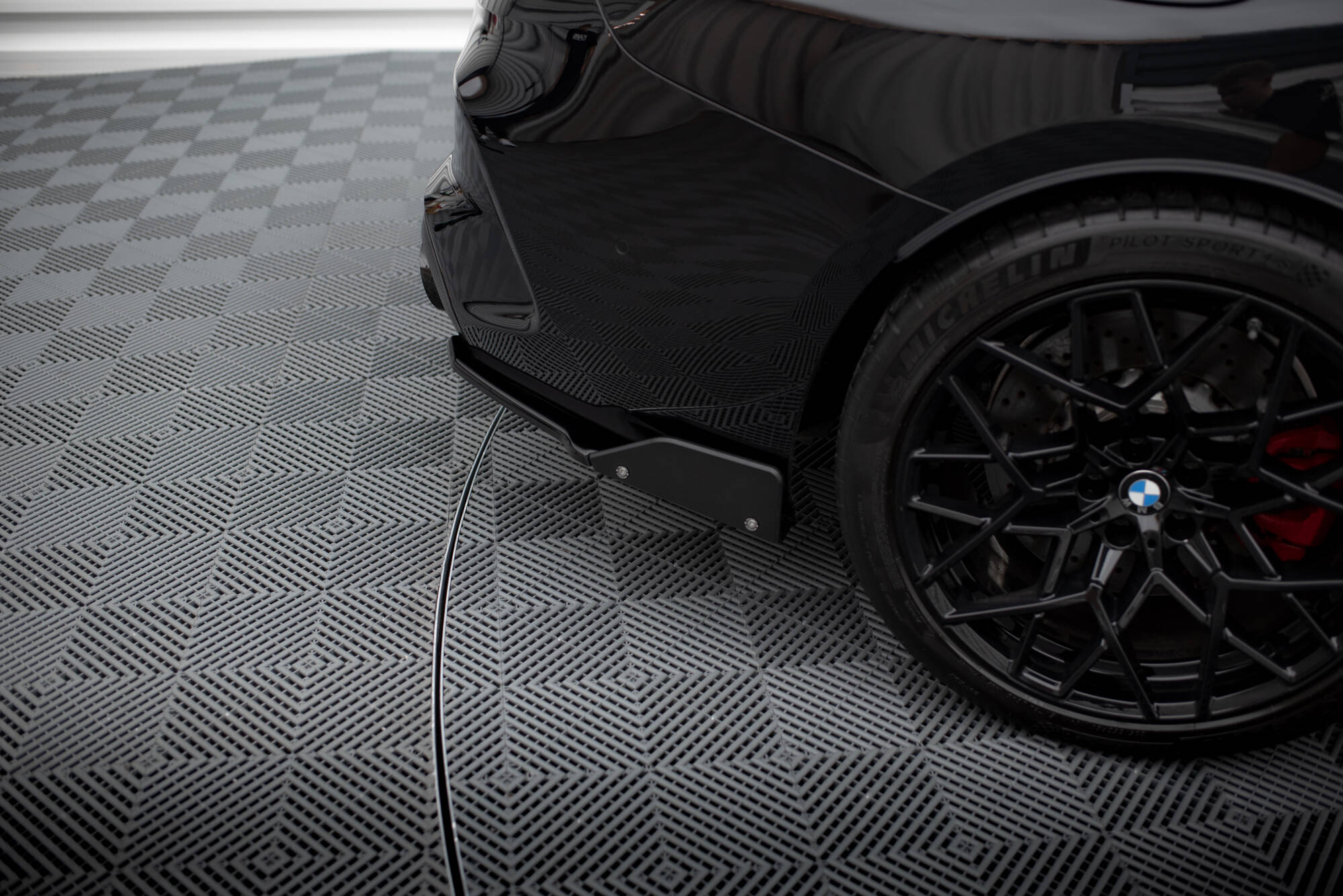 Rear Side Splitters V.1 + Flaps BMW M8 Gran Coupe F93 - 2
