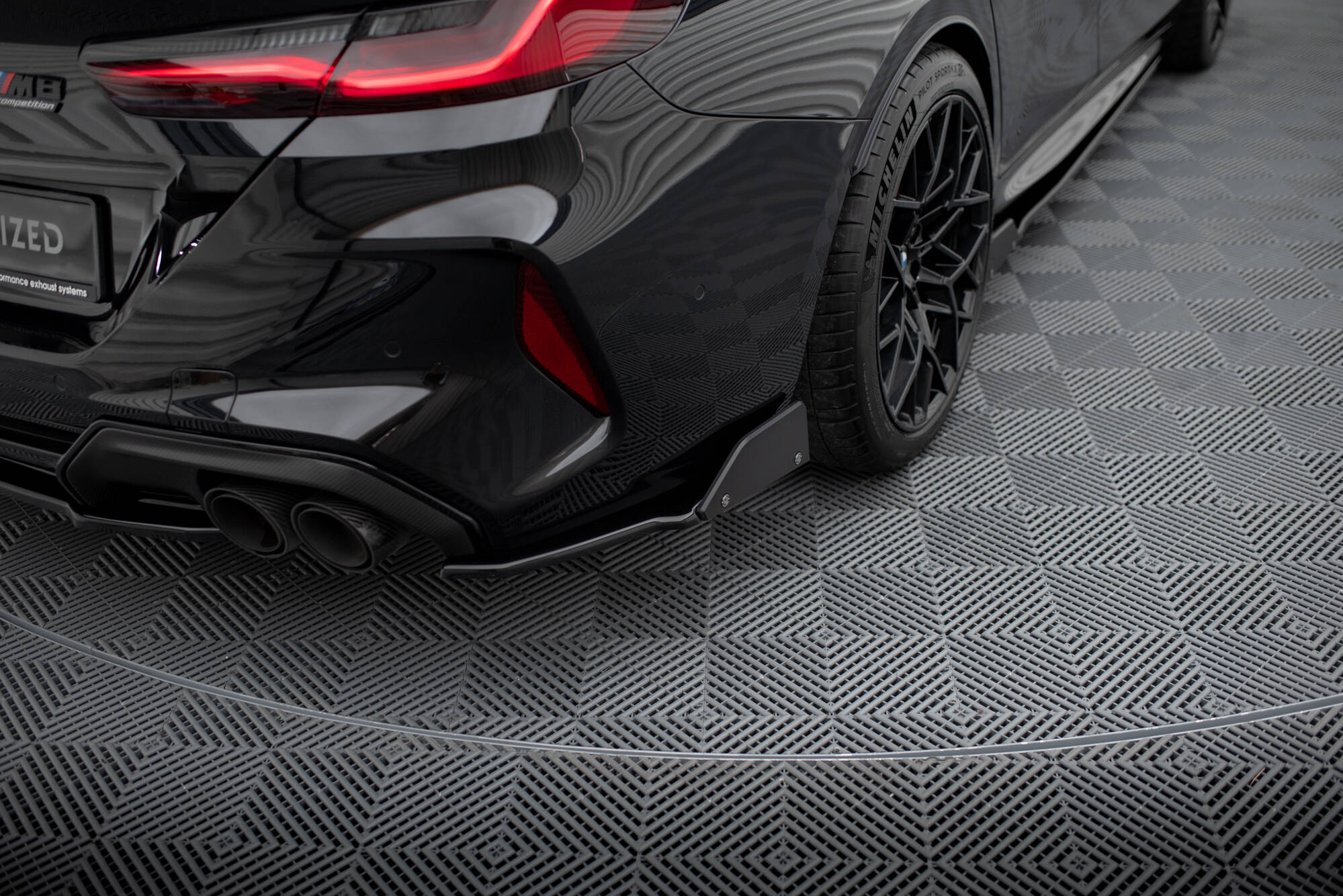 Rear Side Splitters V.1 + Flaps BMW M8 Gran Coupe F93 - 4