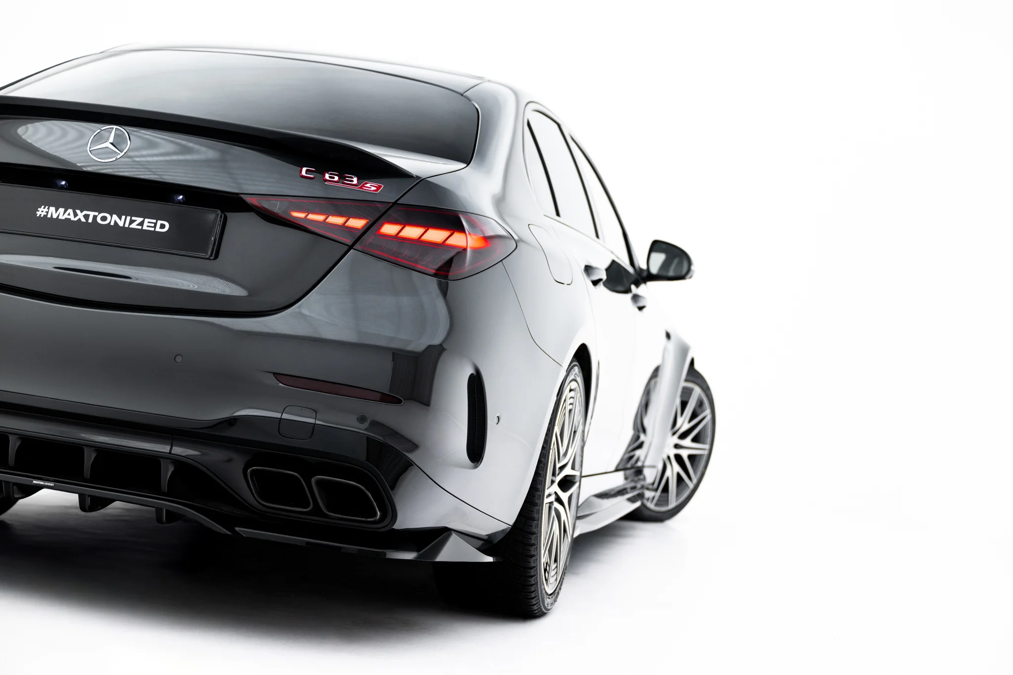 REAR SPLITTER (WITH VERTICAL BARS) SUITABLE FOR MERCEDES-AMG C63 SEDAN / ESTATE W206 / S206 – MAXTON DESIGN - 4