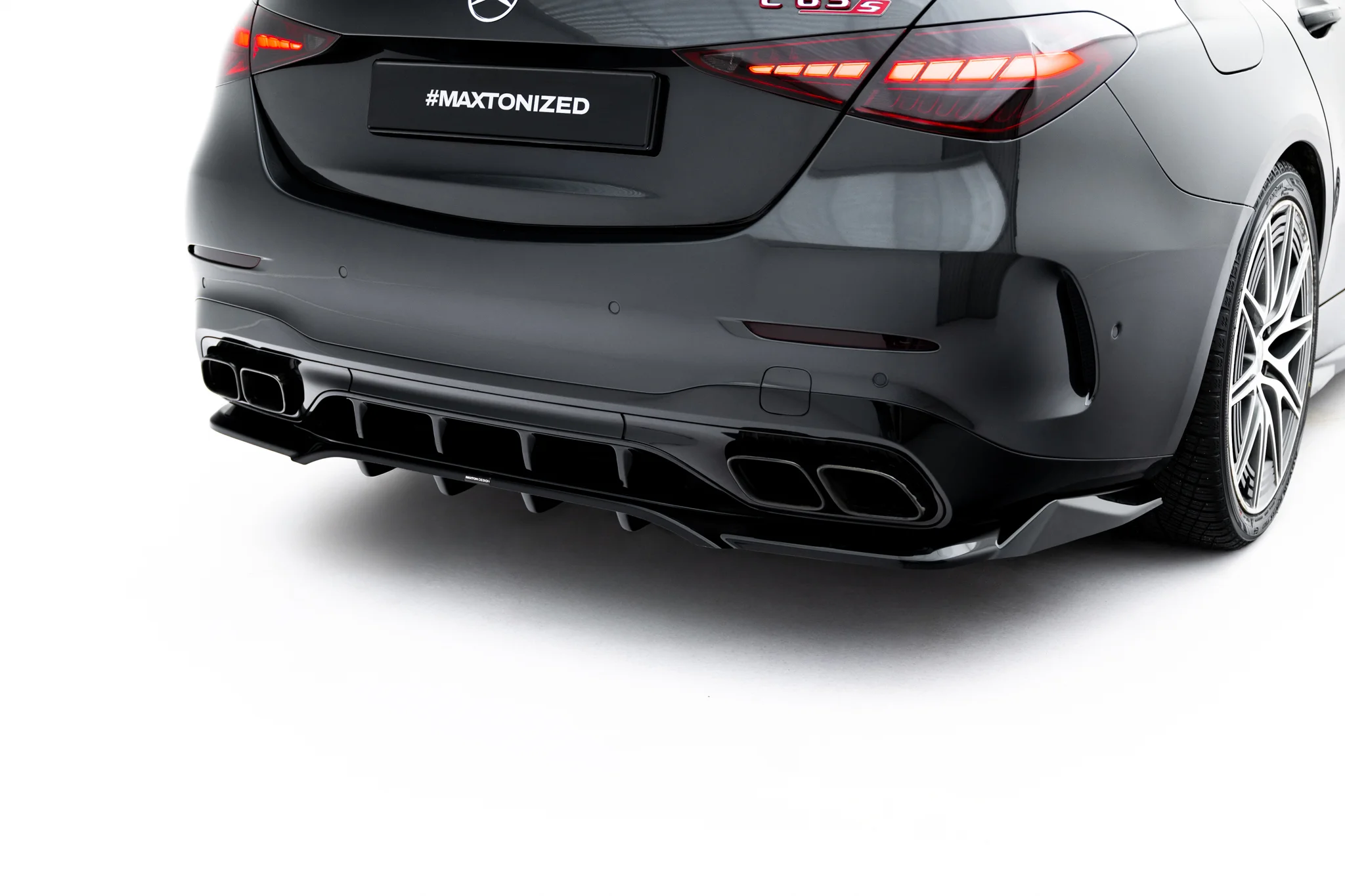 REAR SPLITTER (WITH VERTICAL BARS) SUITABLE FOR MERCEDES-AMG C63 SEDAN / ESTATE W206 / S206 – MAXTON DESIGN - 3