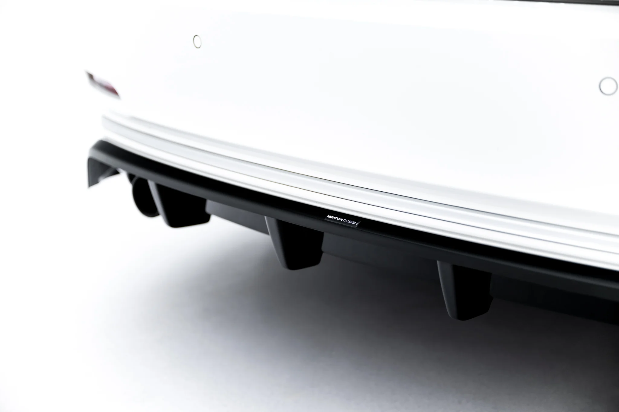 REAR SPLITTER (WITH VERTICAL BARS) SUITABLE FOR BMW 3 SPORTLINE SEDAN / TOURING F30 / F31 – MAXTON DESIGN - 2